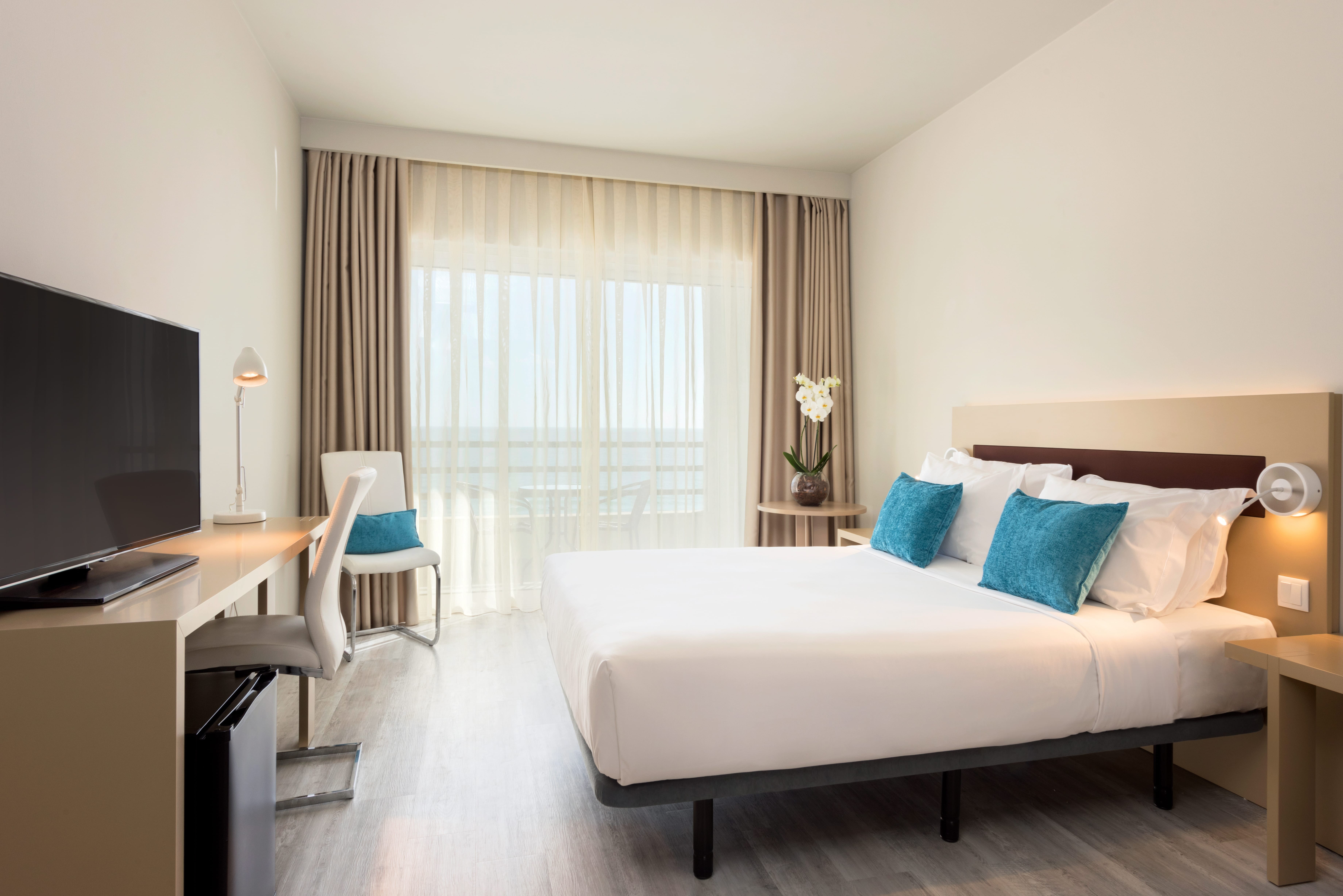 Single Premium Sea View