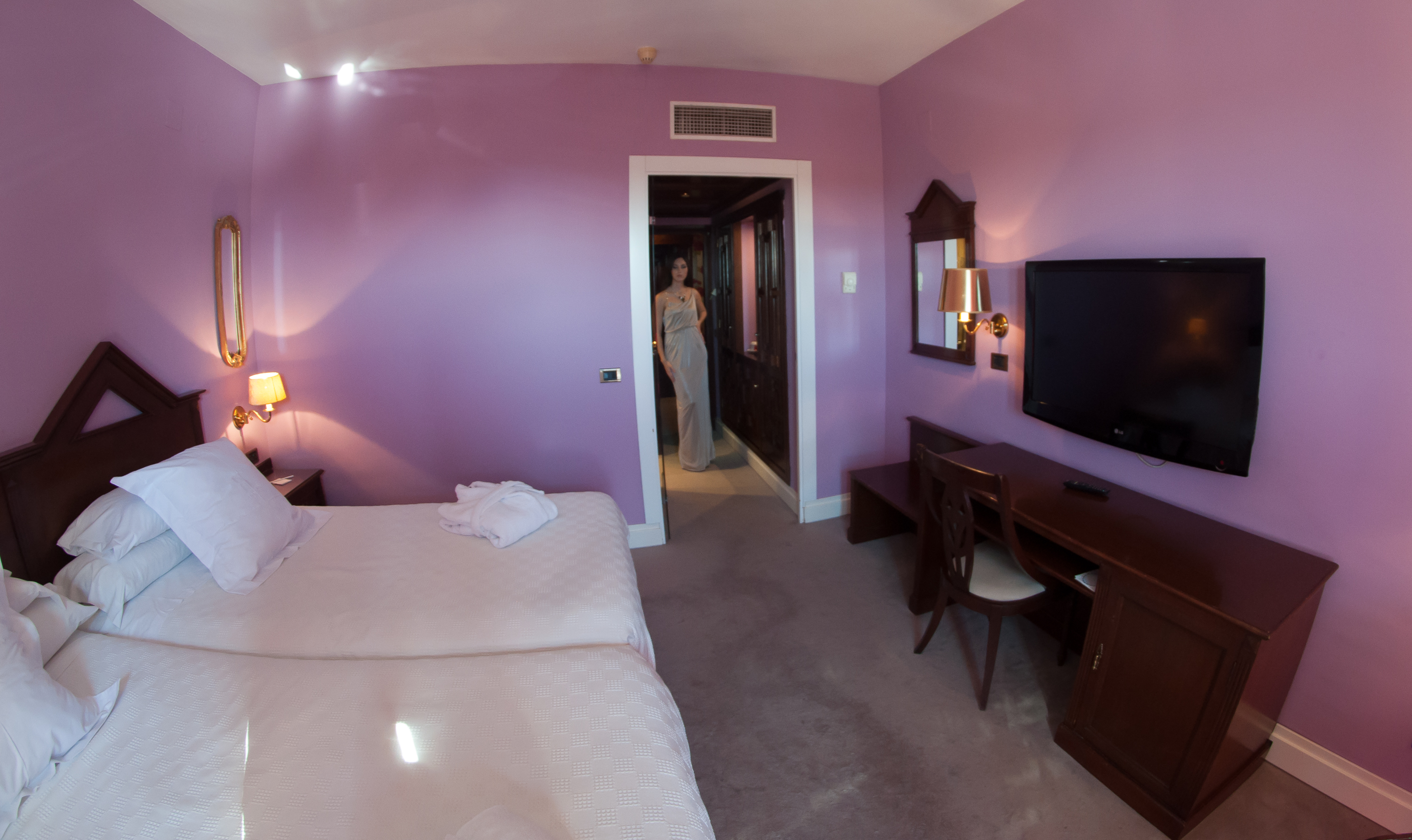 Double or Twin Superior