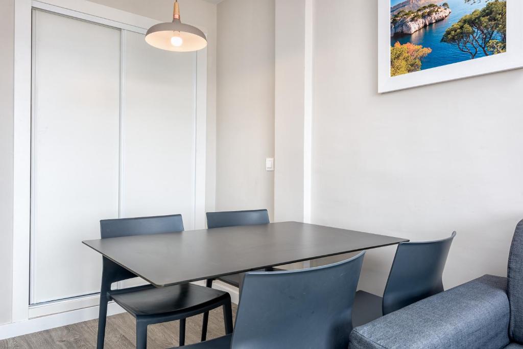 Apartment Capacity 5 Two Bedrooms