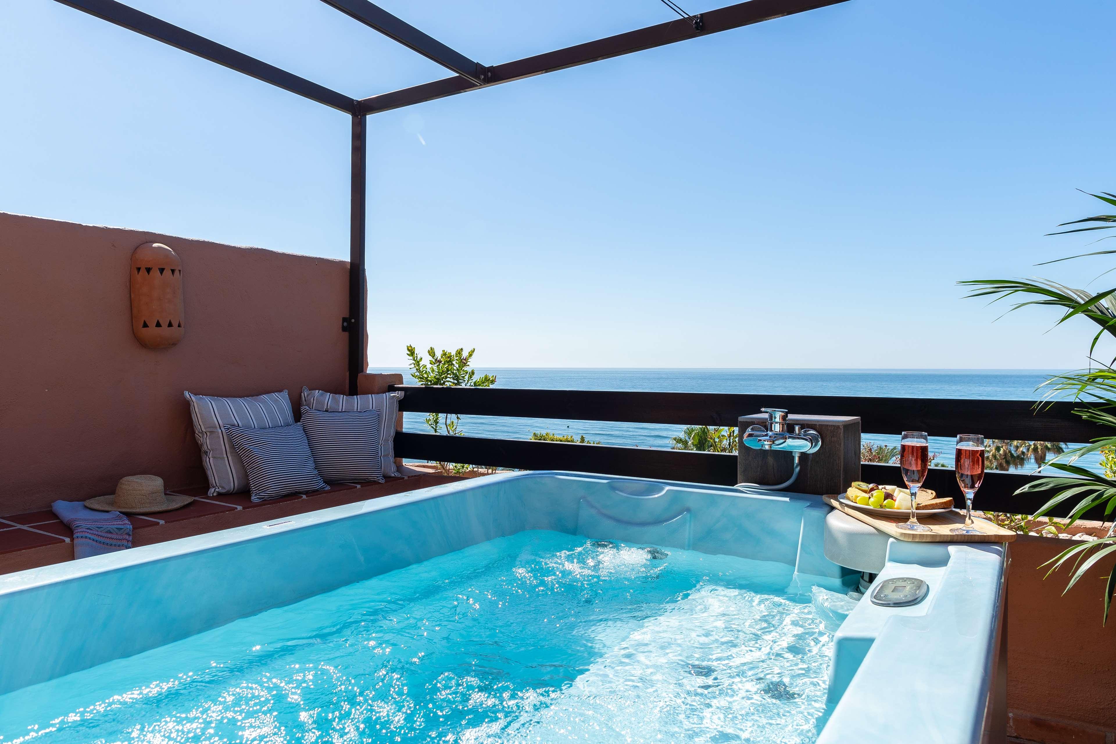 Junior Suite King Size Bed