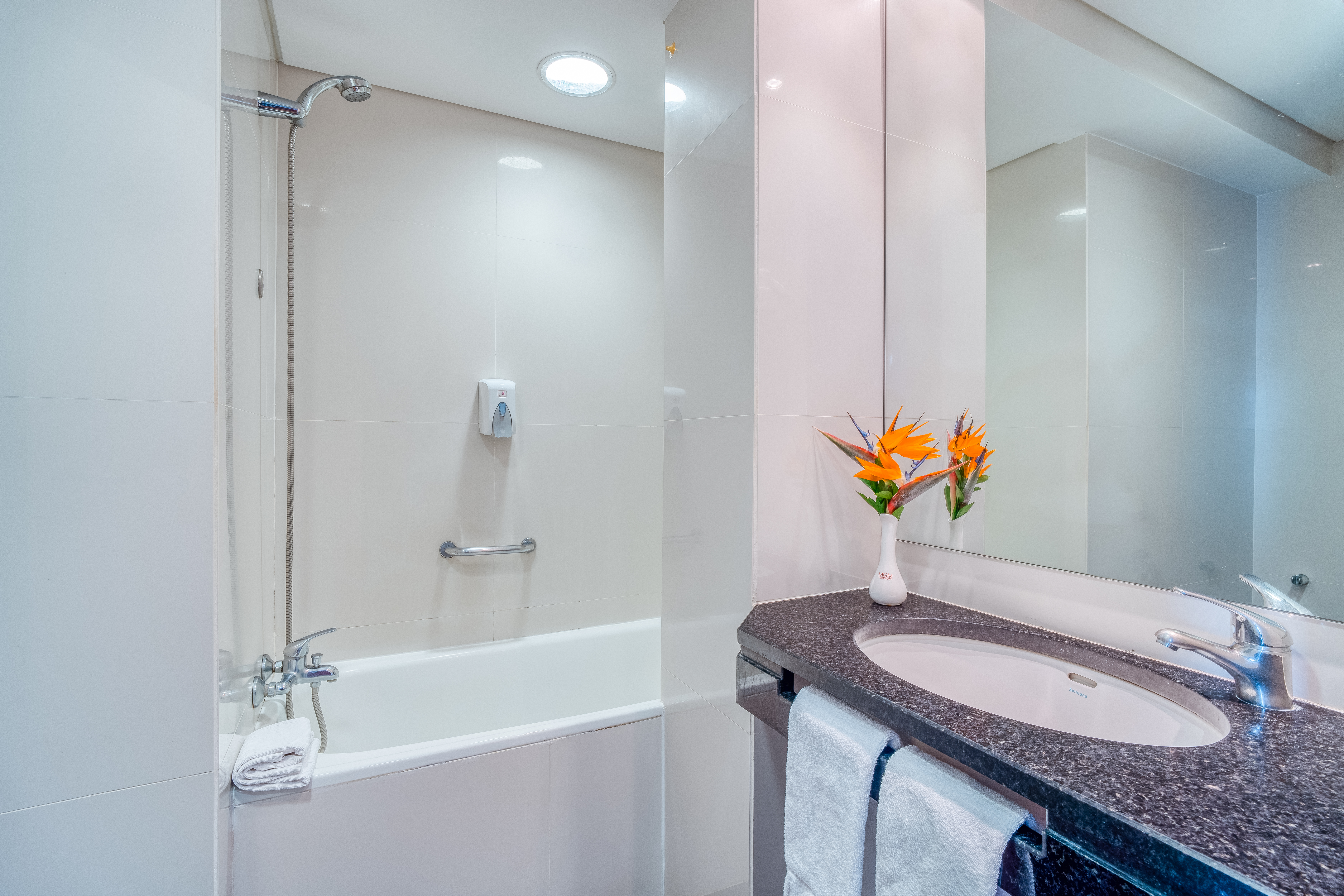 Double or Twin Deluxe