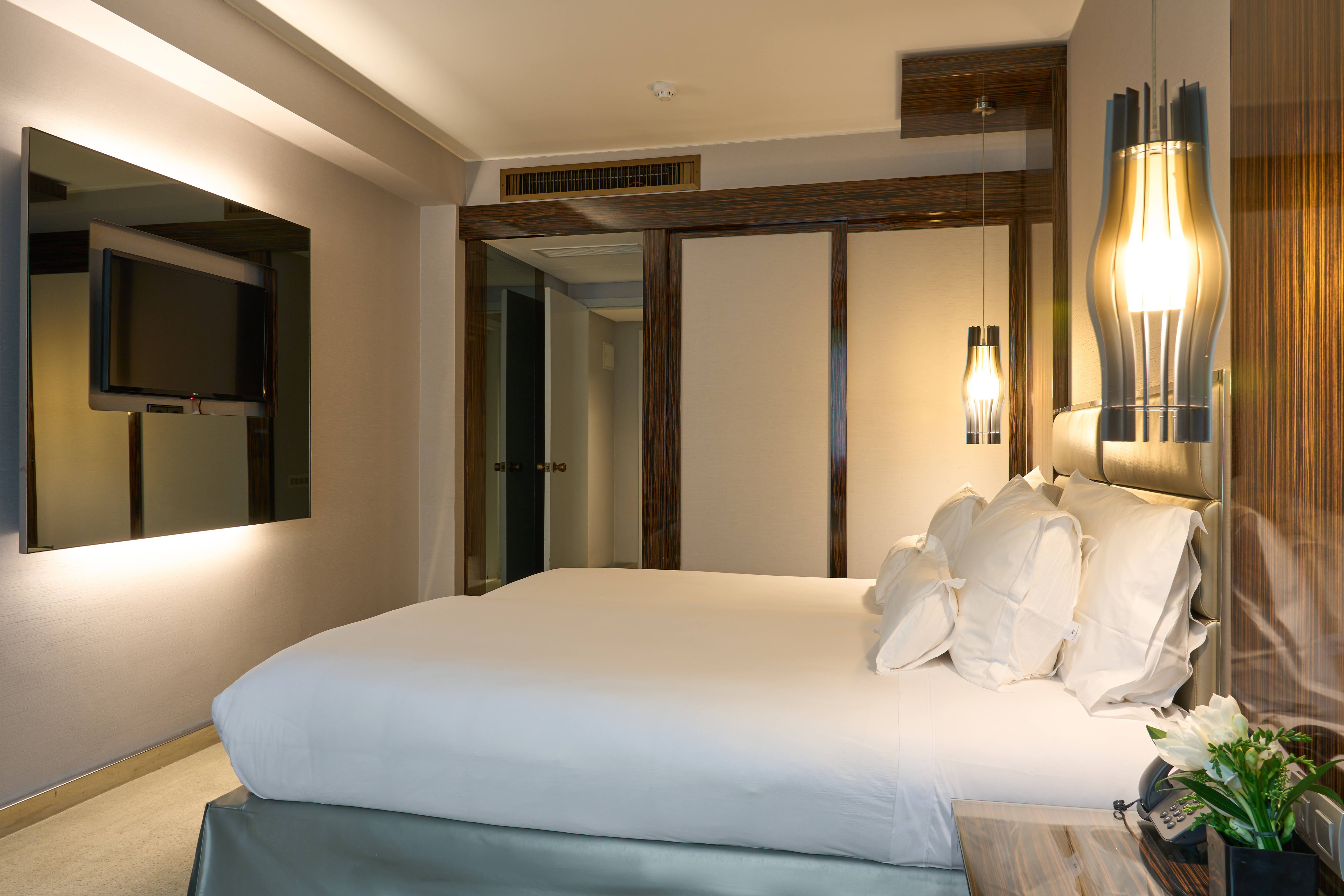 Single Deluxe Premier