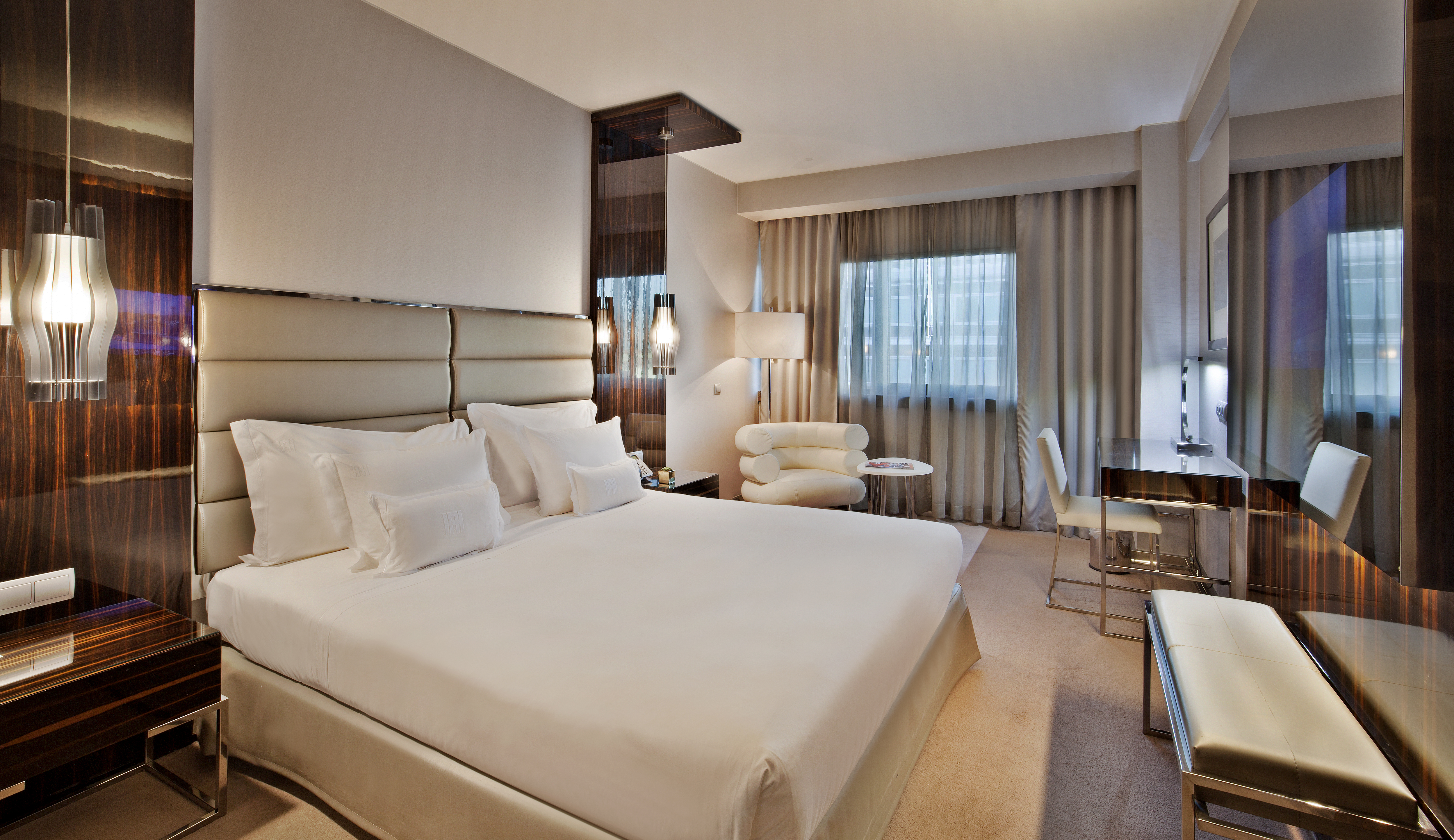 Single Deluxe Premier