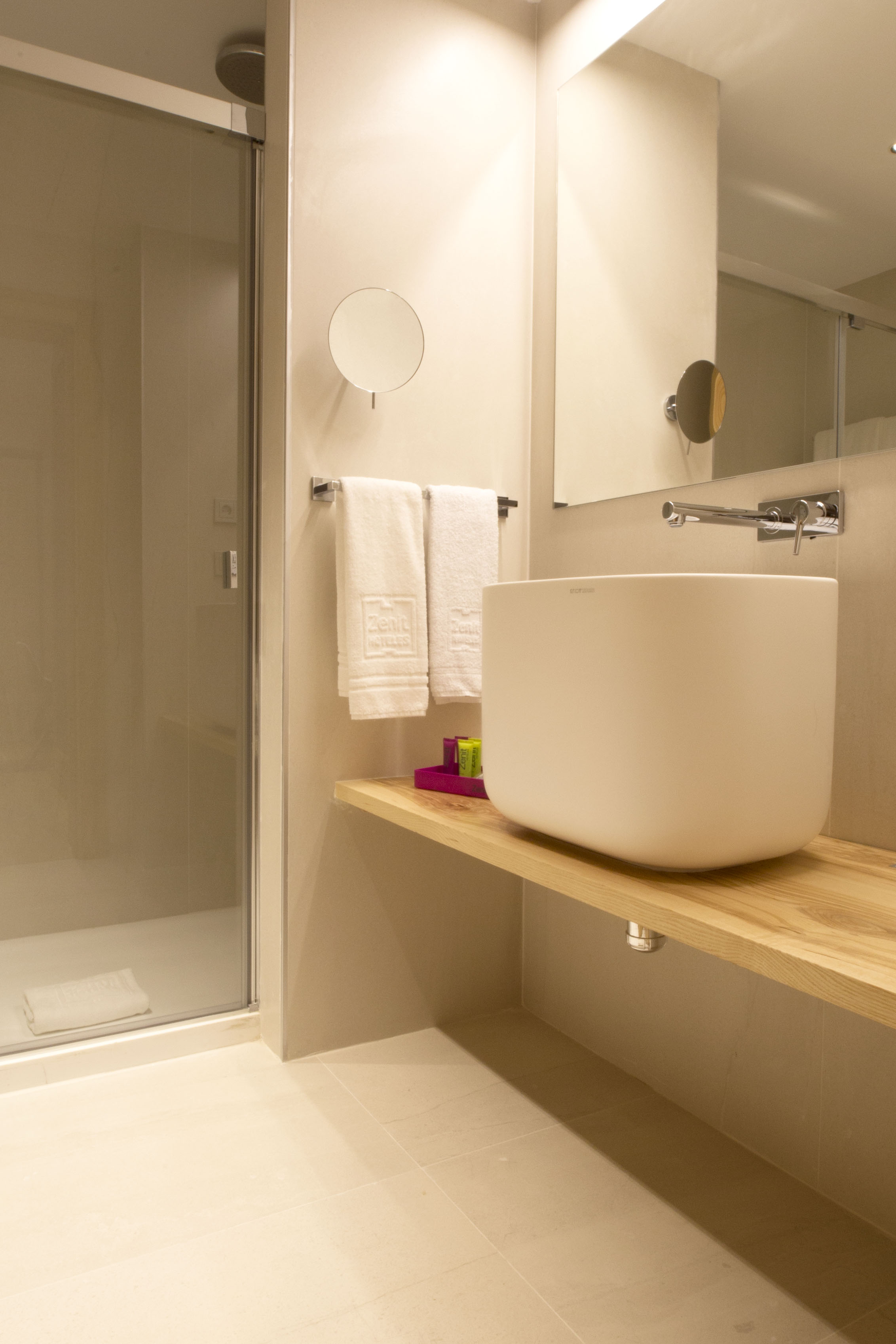 Family Room Capacity 4