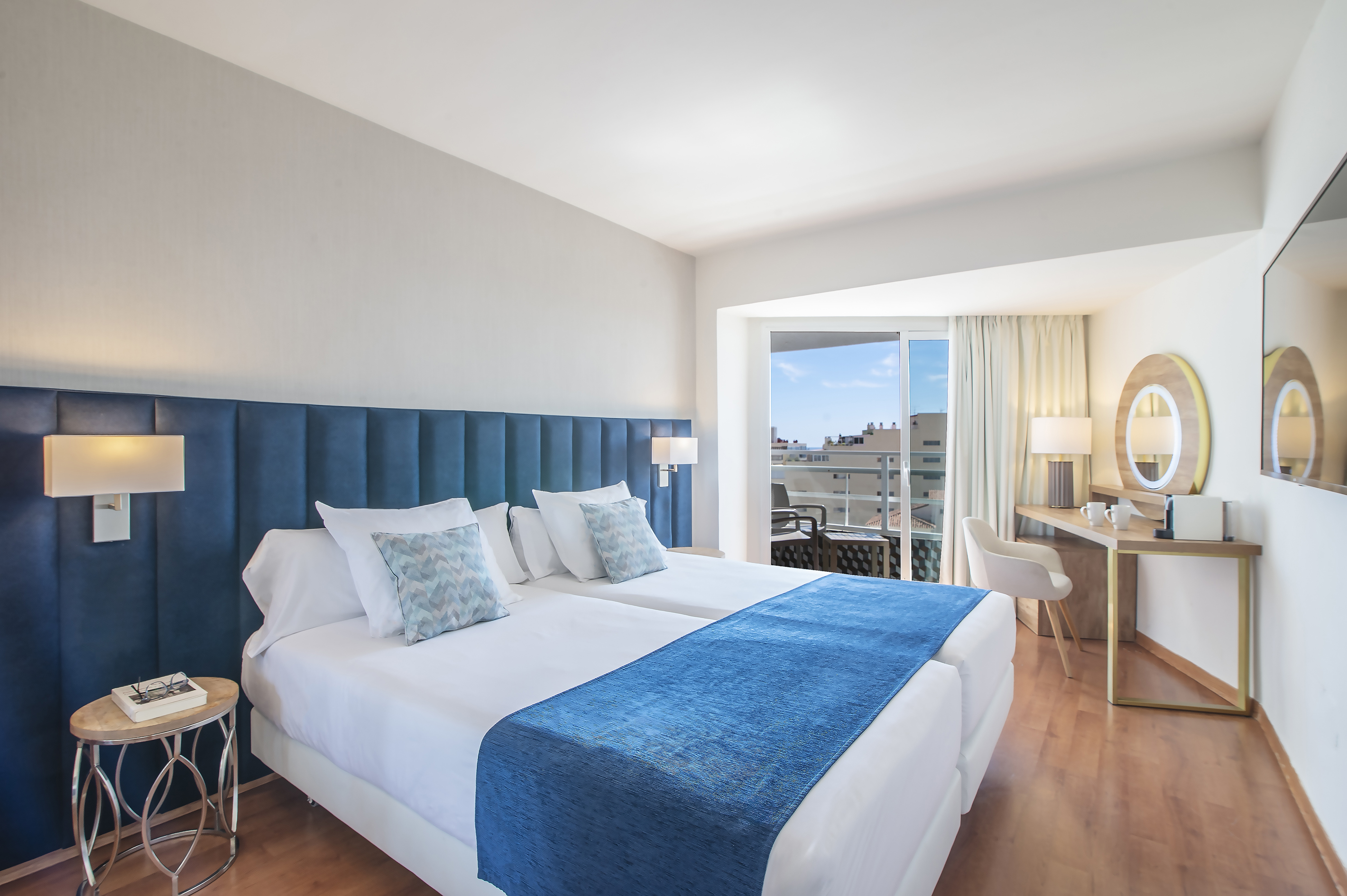 Double or Twin with Balcony with Views