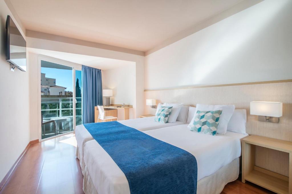 Double or Twin with Balcony