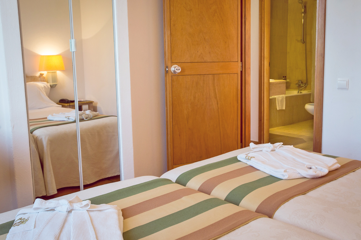 Double Single Classic