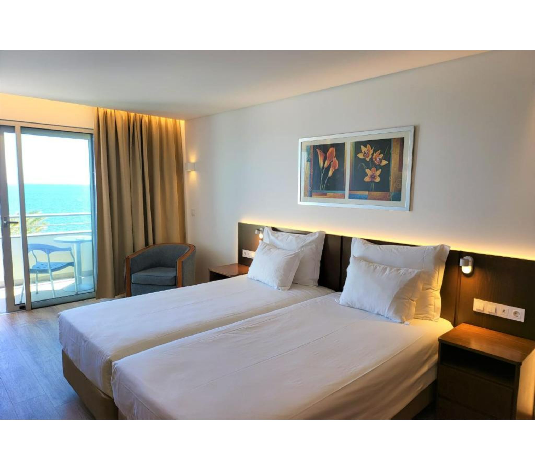 Twin Superior Sea View