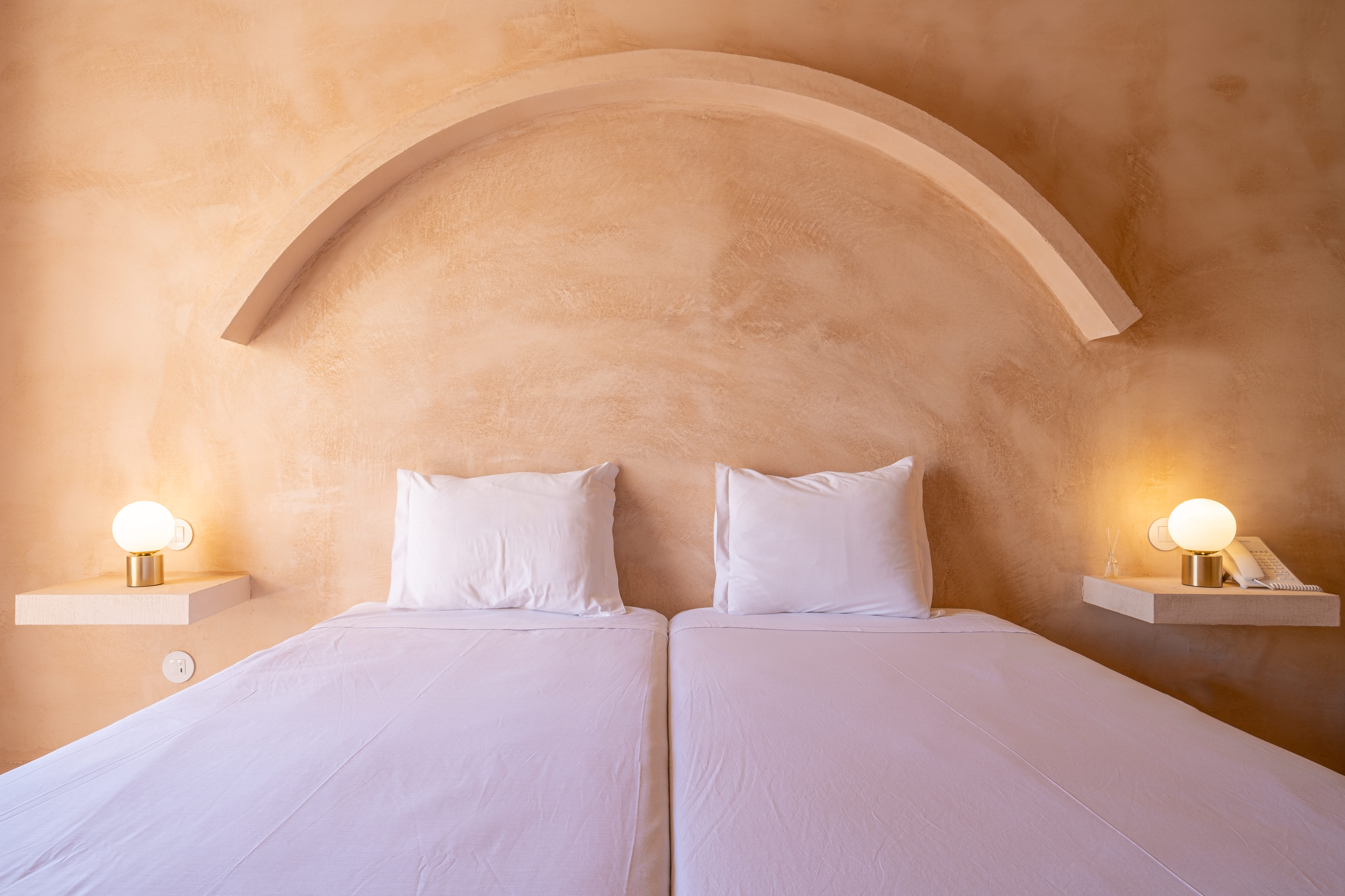 Double or Twin Standard