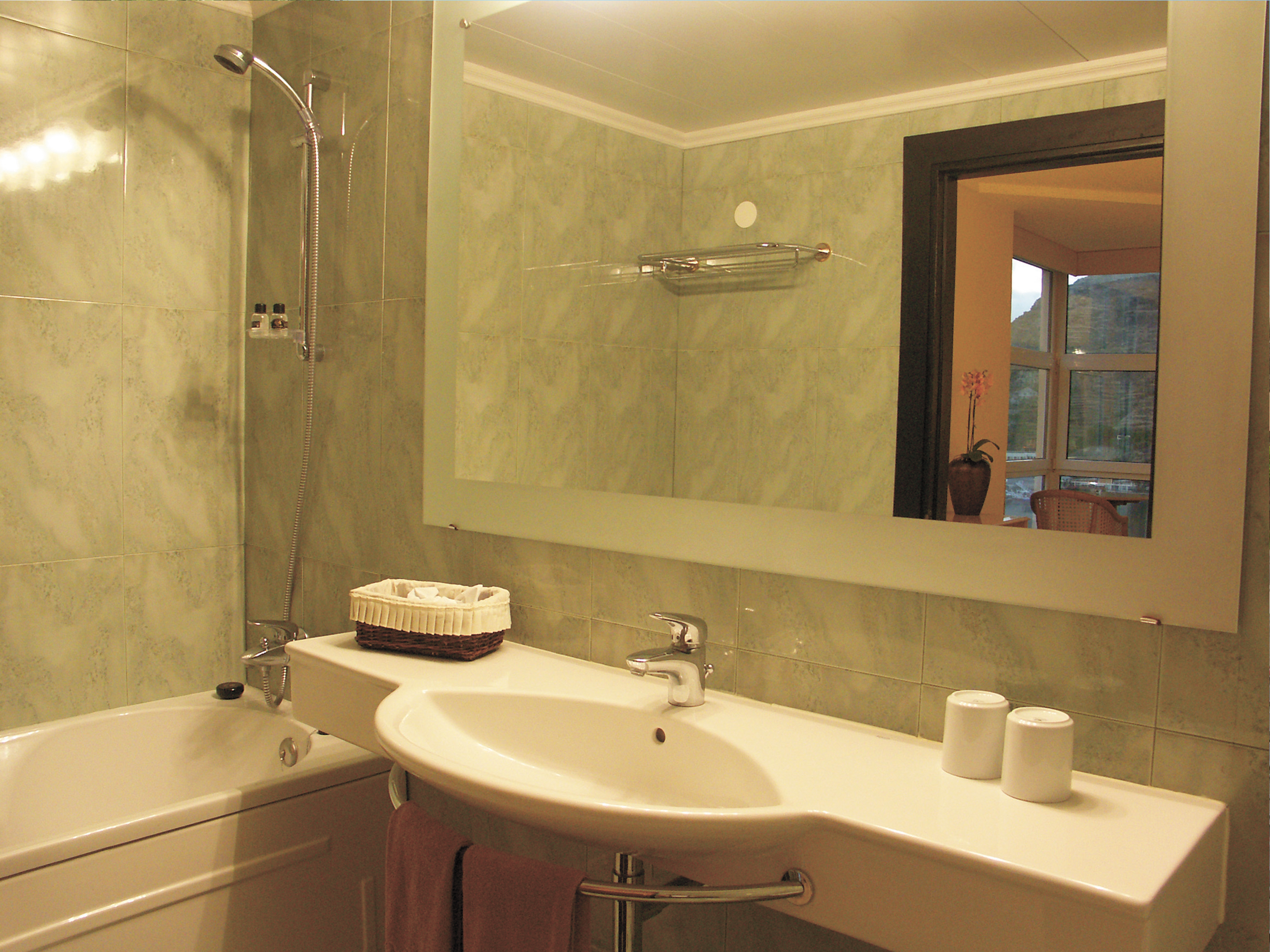 Double or Twin Sea View