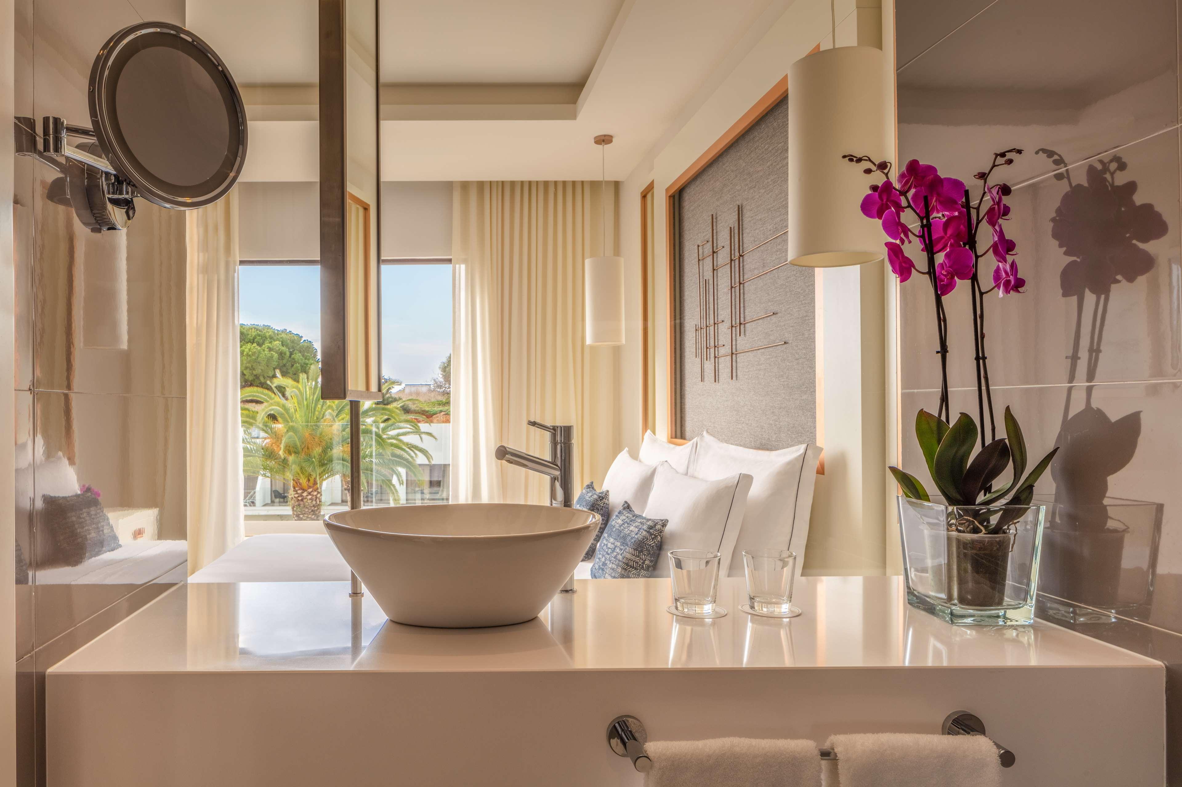 Family Room Connecting Room