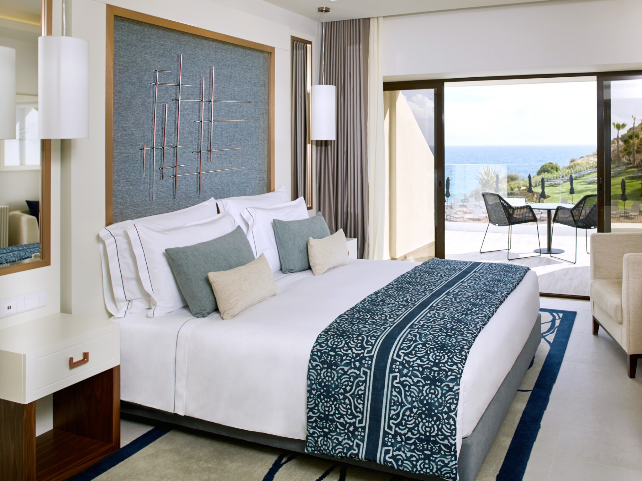 Double or Twin Deluxe Sea View