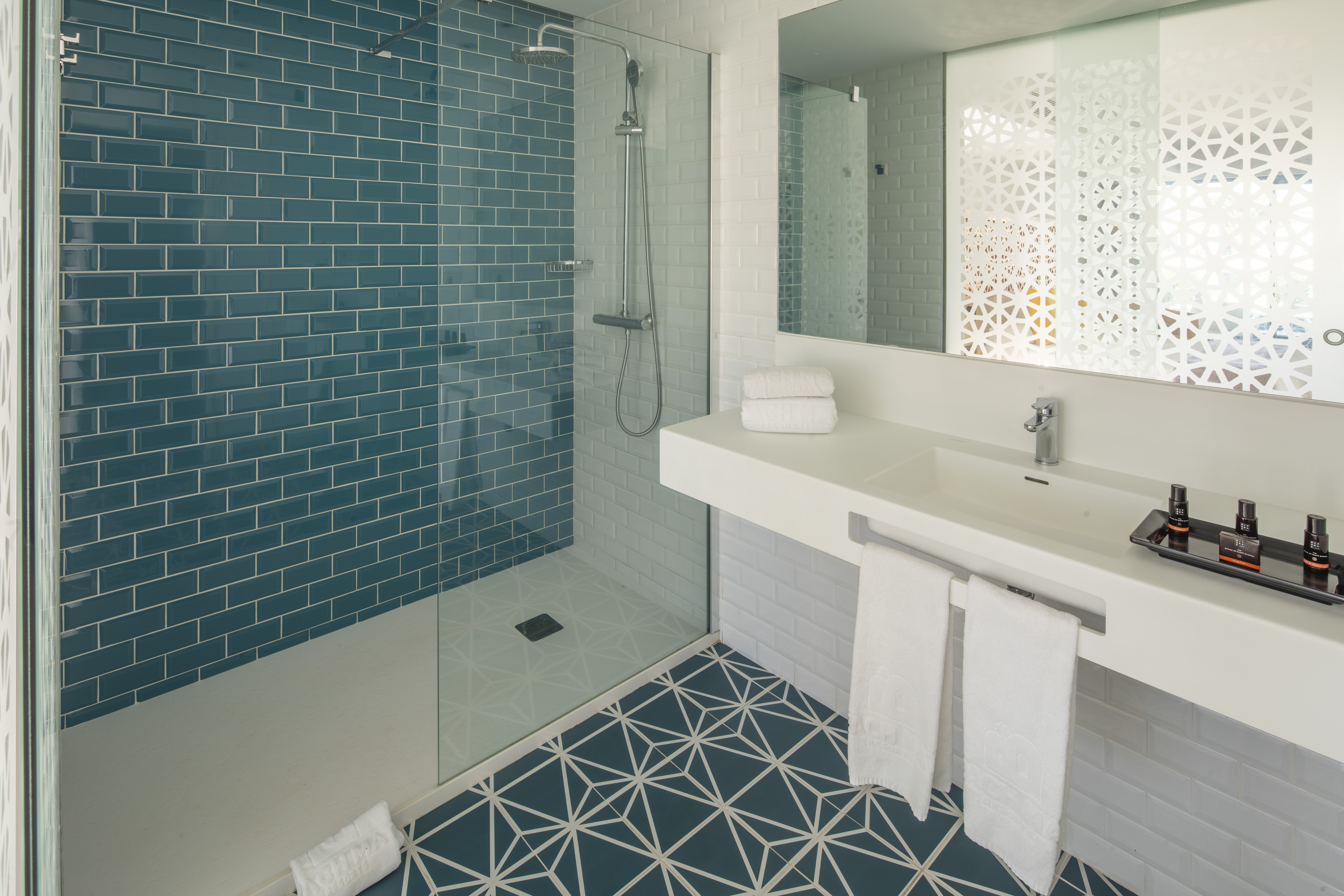 Double or Twin Deluxe