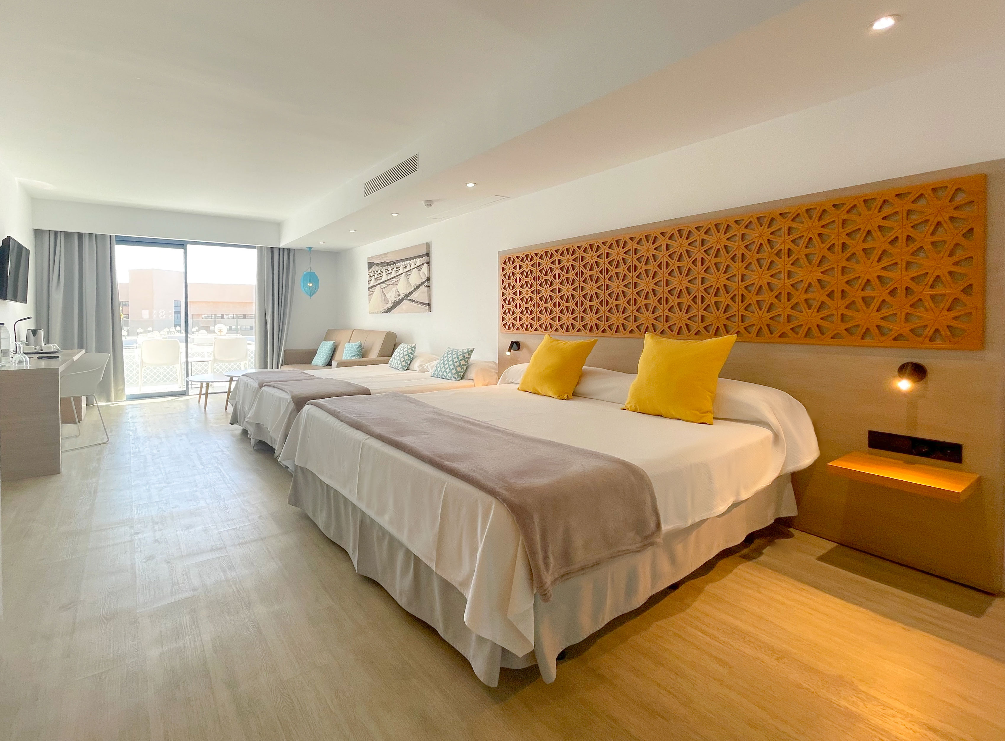 Double or Twin Standard