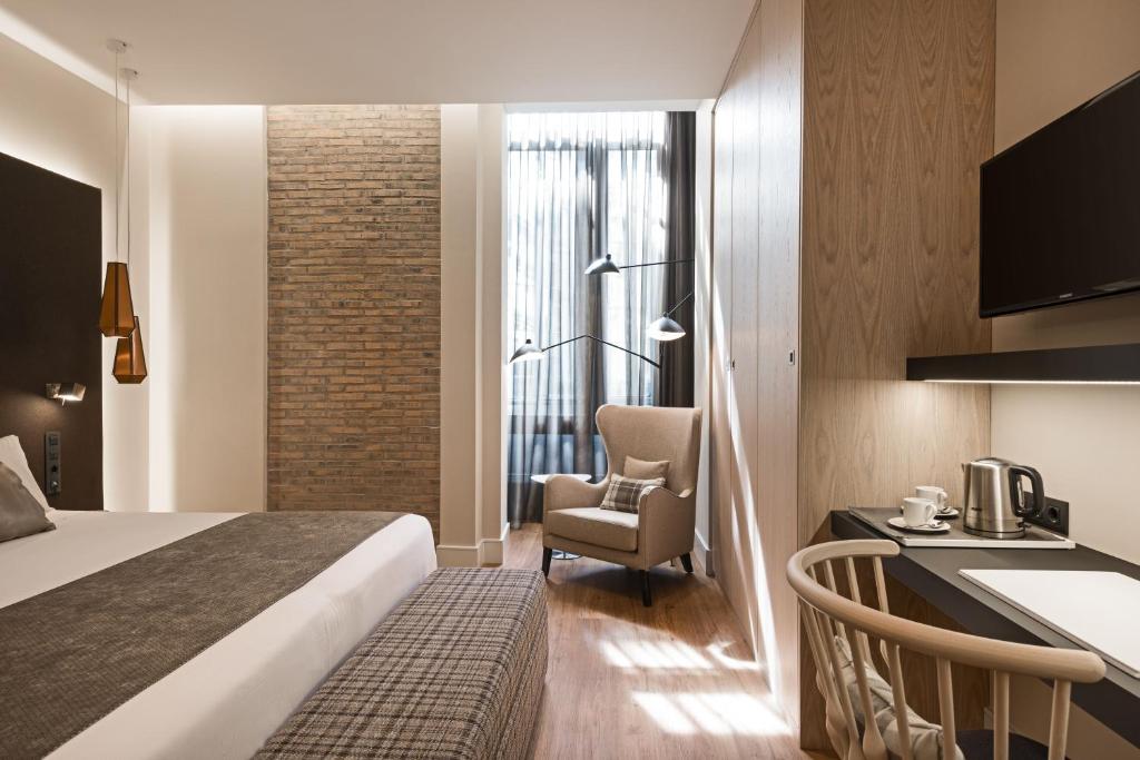 Double Single Premium