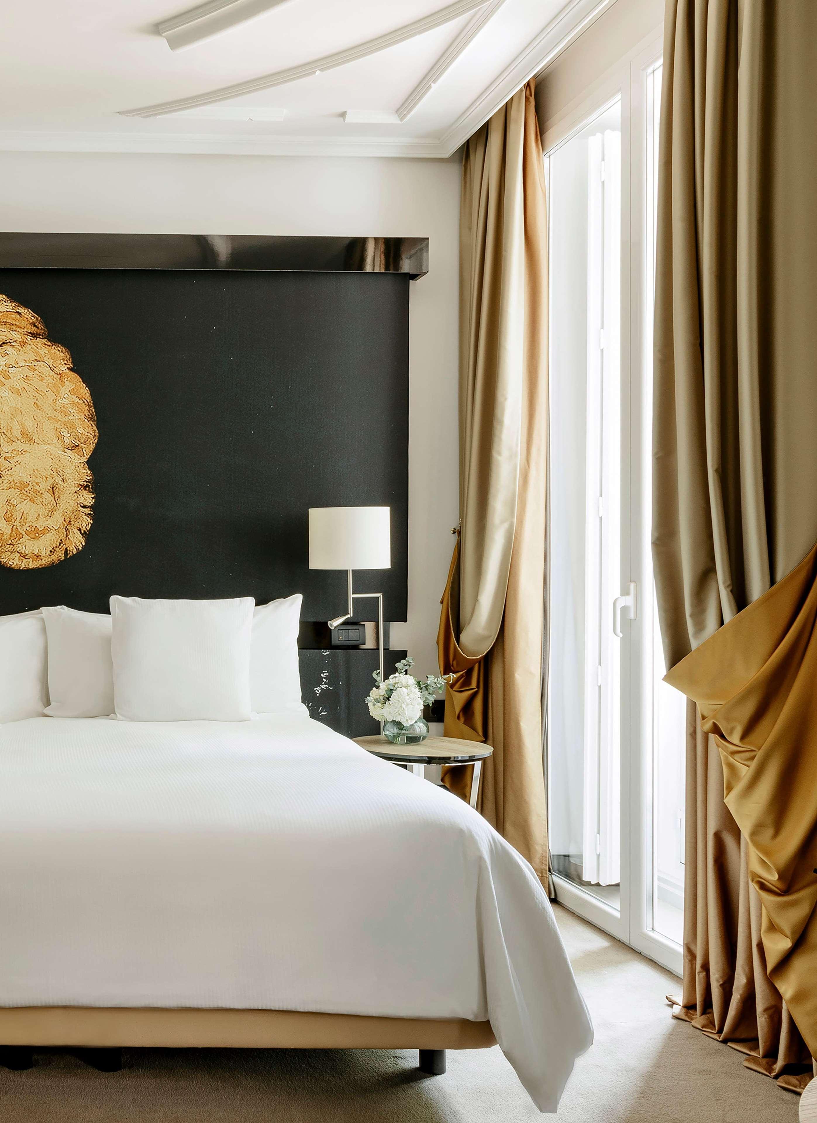 Family Room Superior