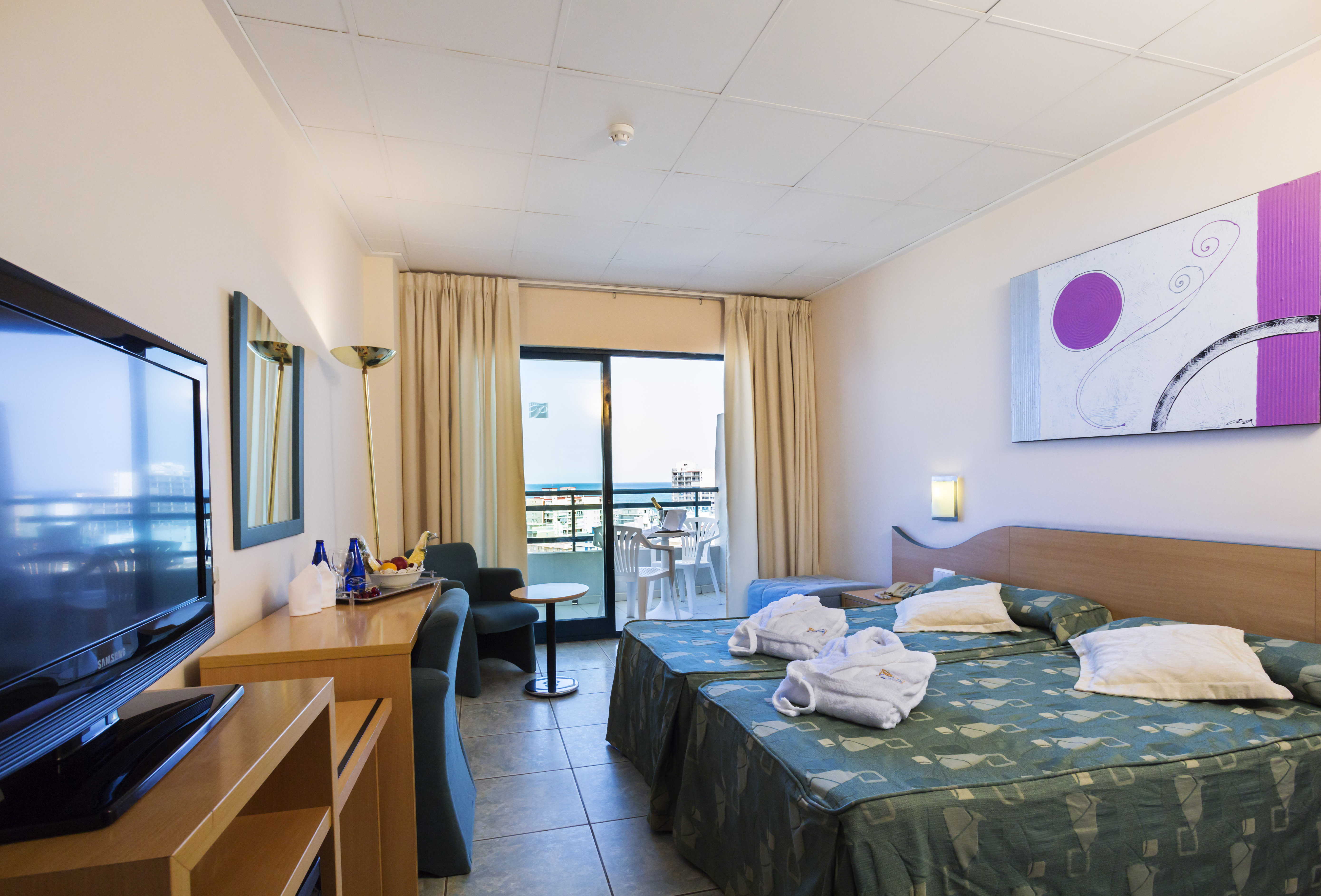 Double or Twin Standard