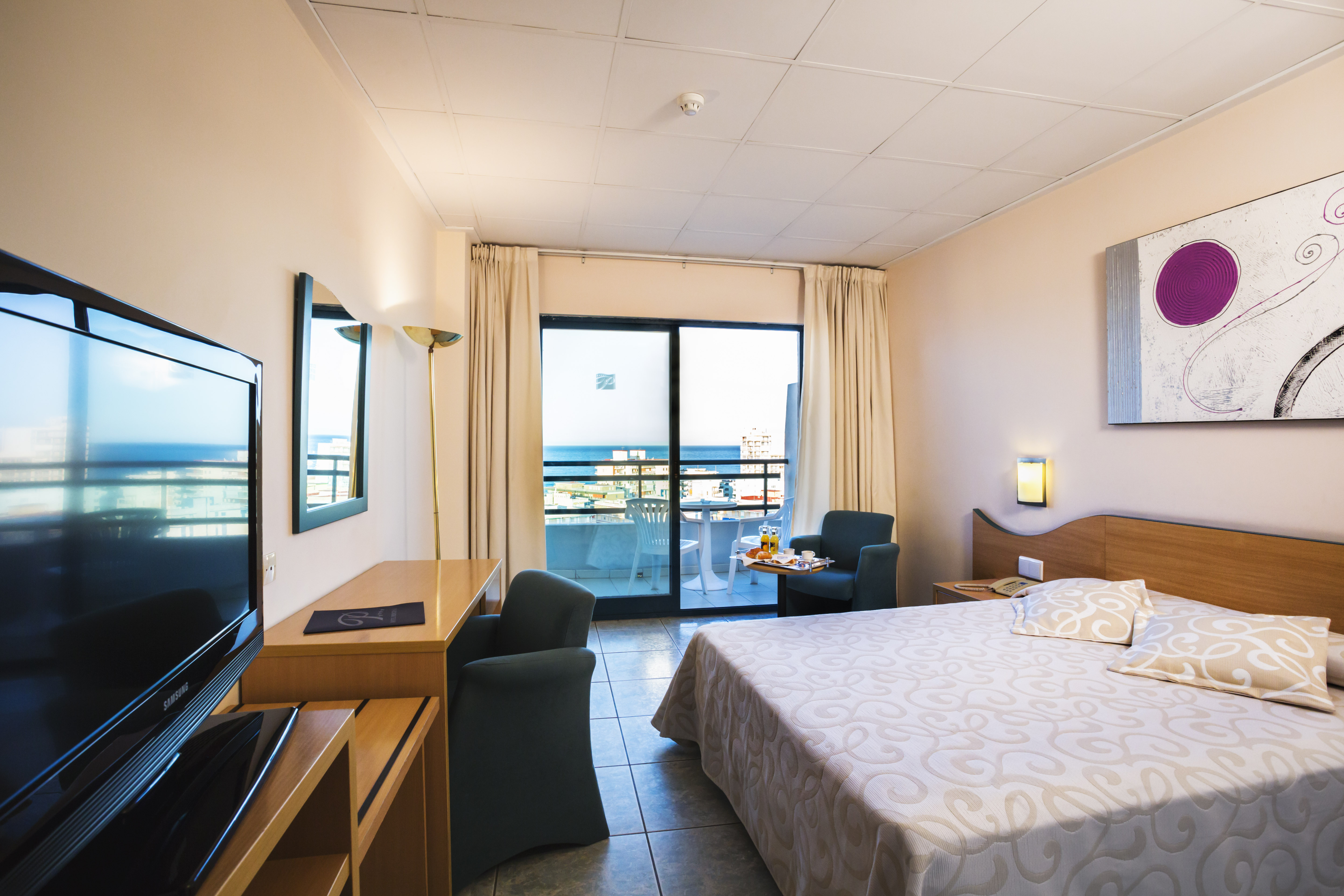 Double or Twin Standard