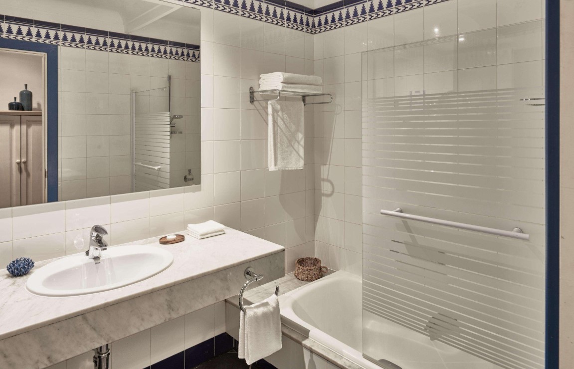 Double or Twin Superior