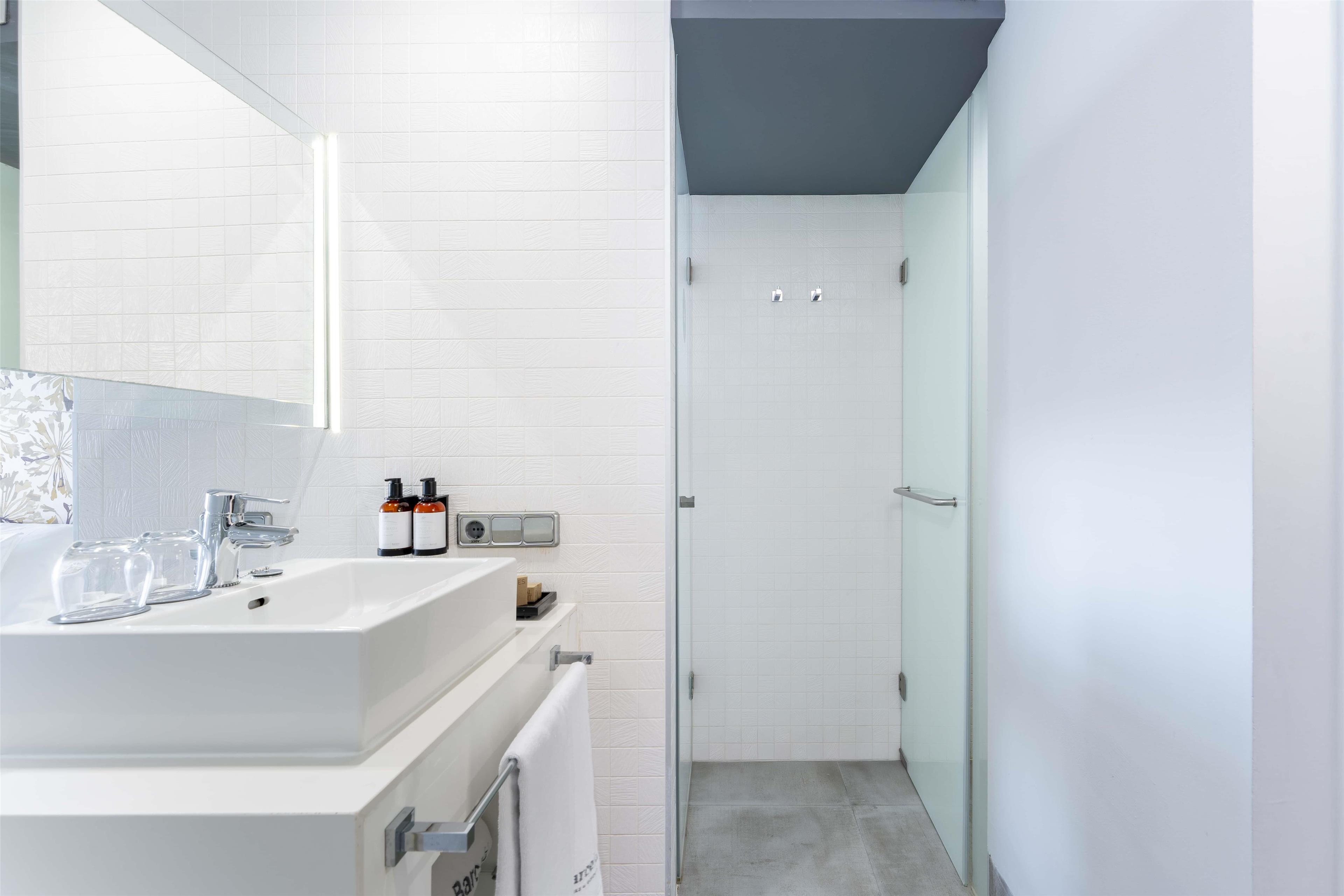 Double or Twin Deluxe