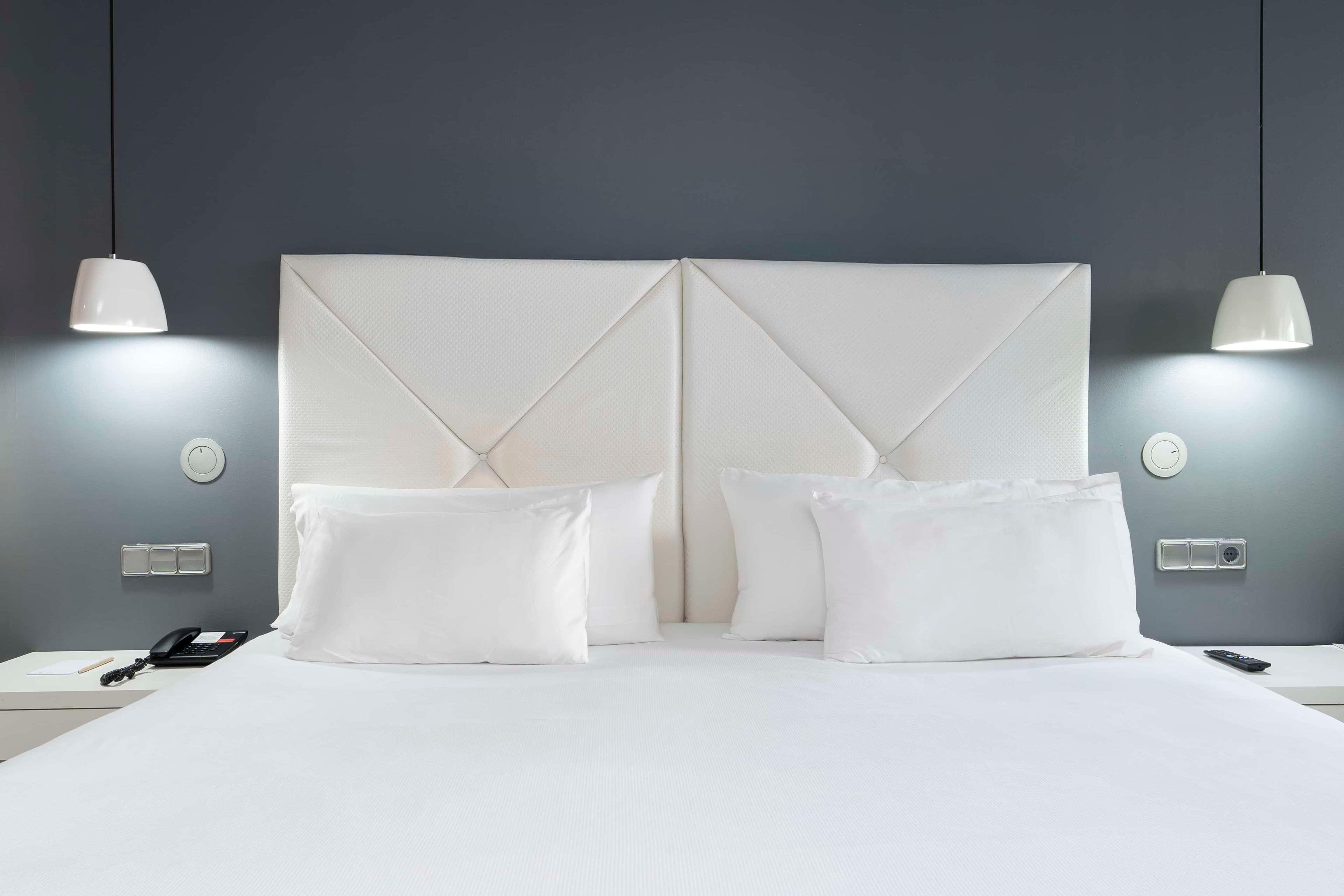 Double or Twin Deluxe