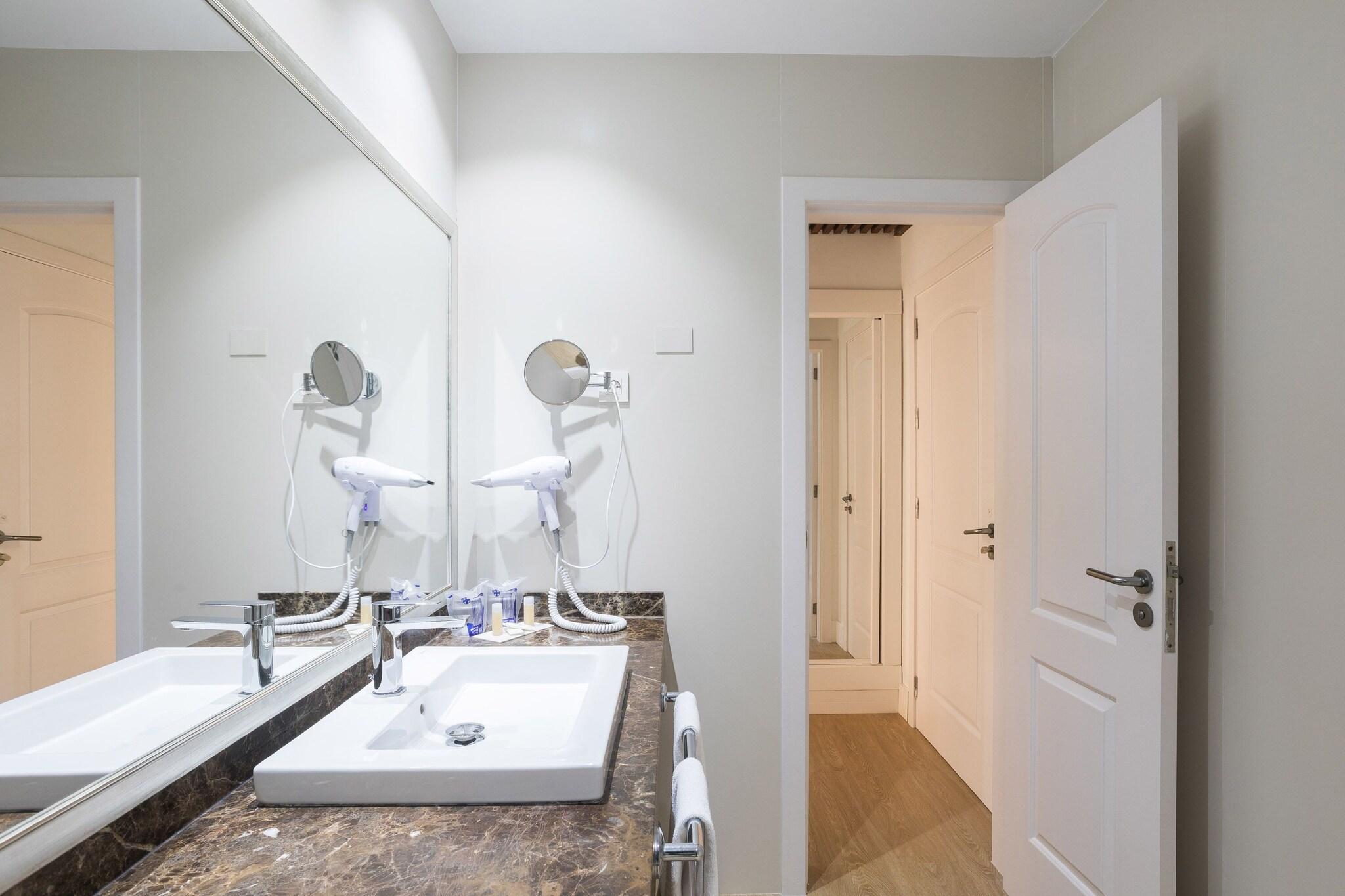 Junior Suite Pool View