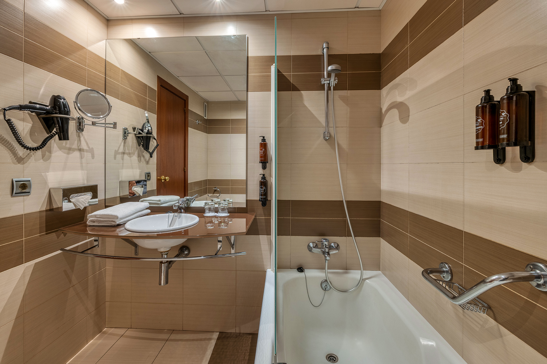 Double King Size Bed