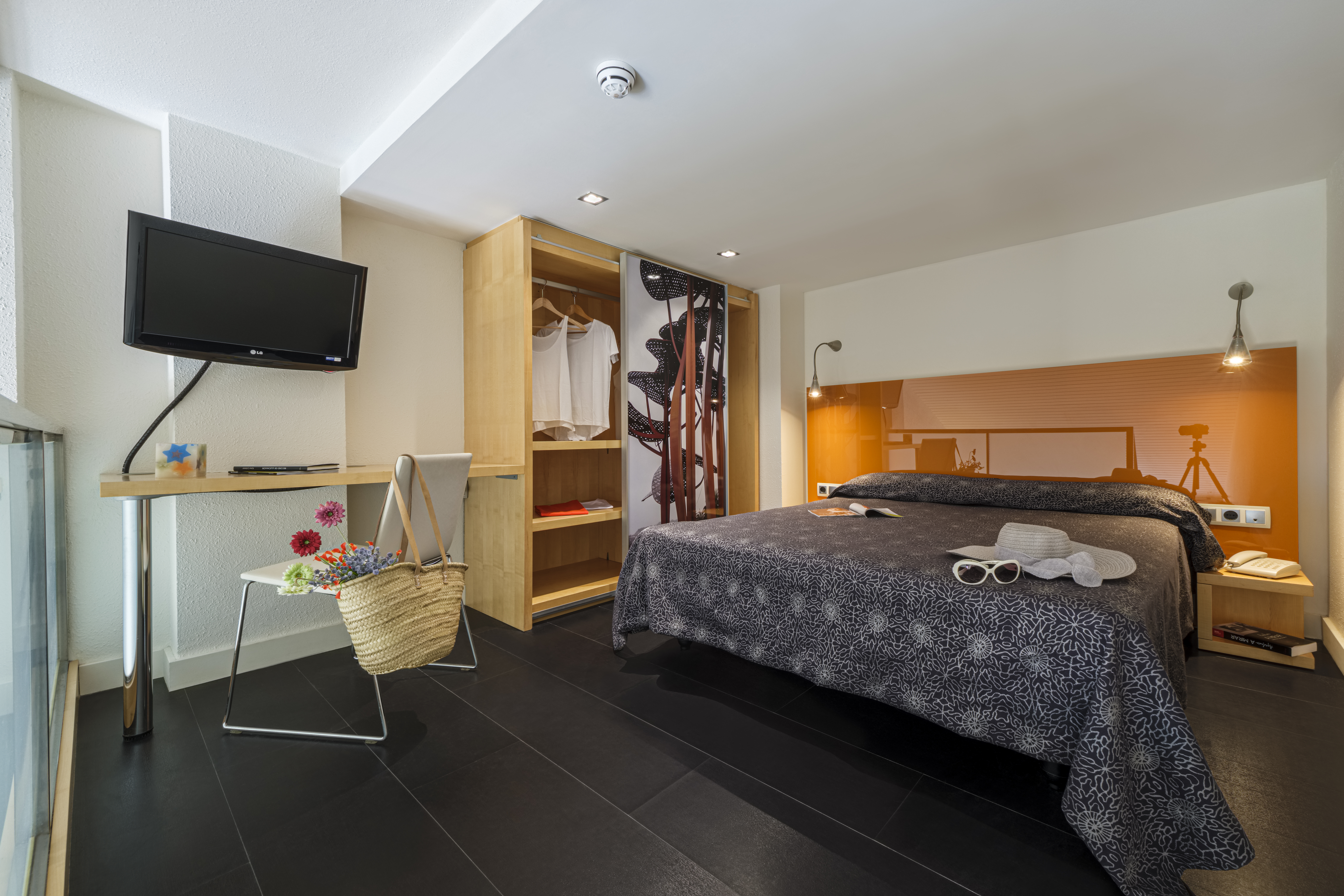 Double or Twin Duplex