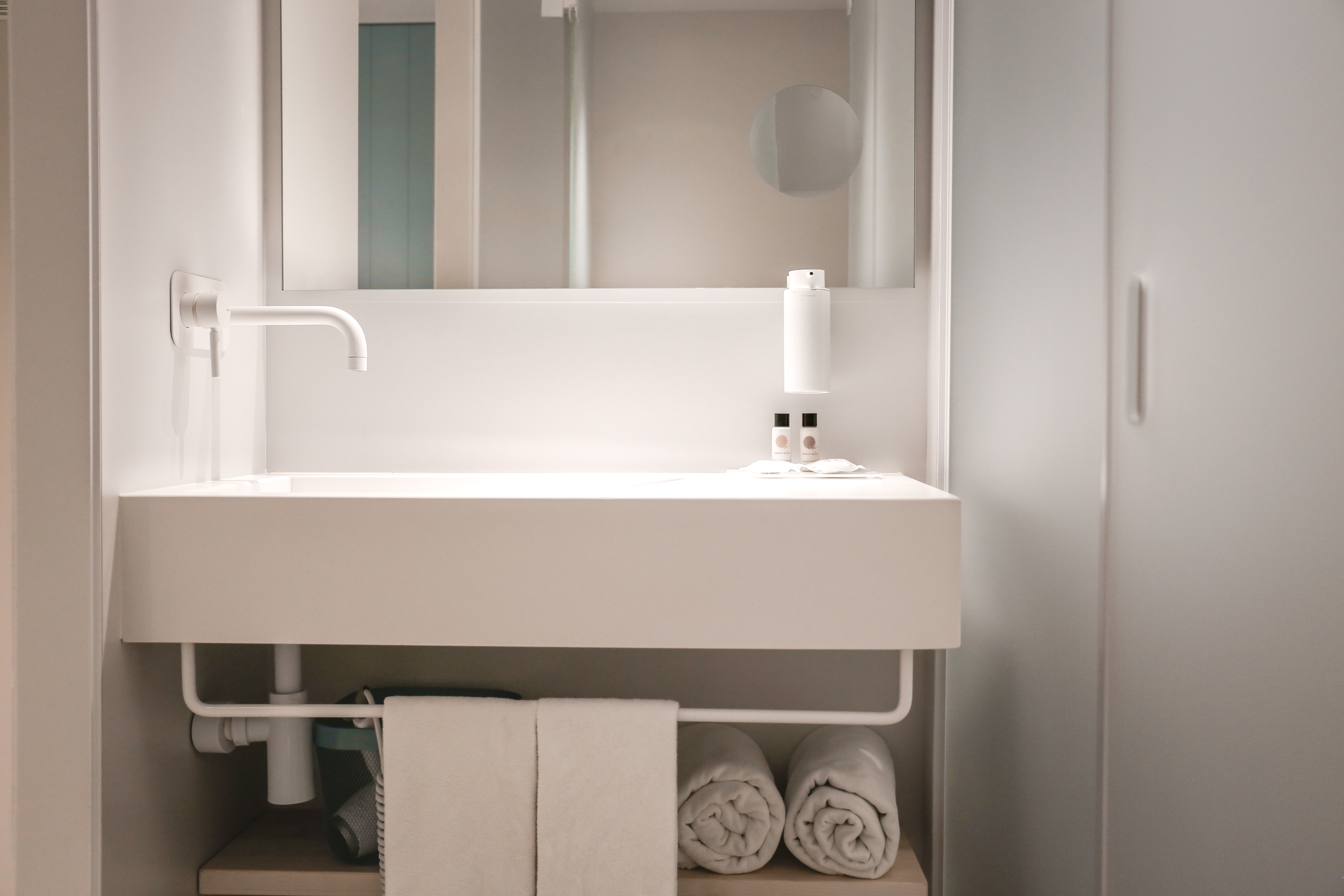 Double or Twin Standard