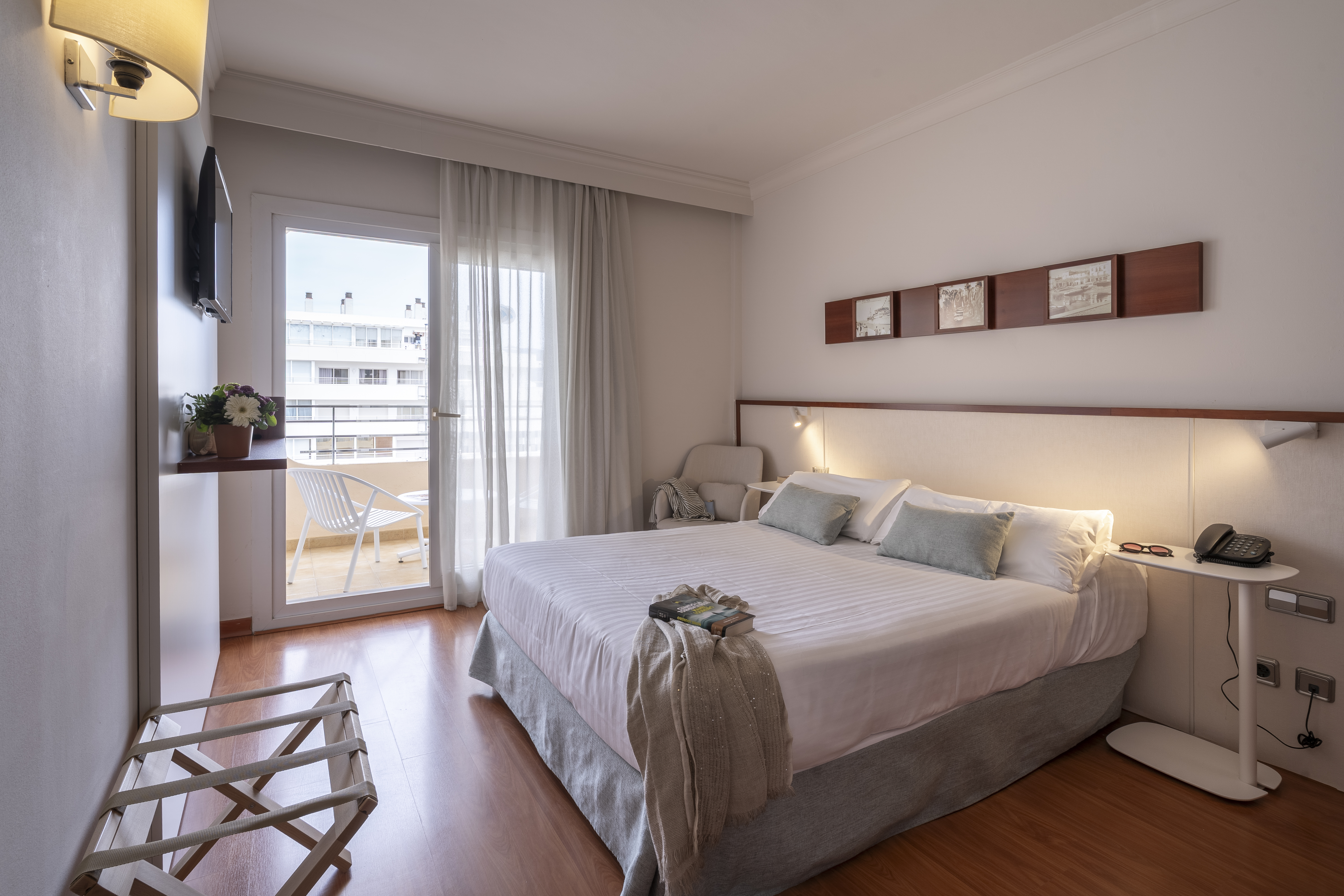 Double or Twin Standard