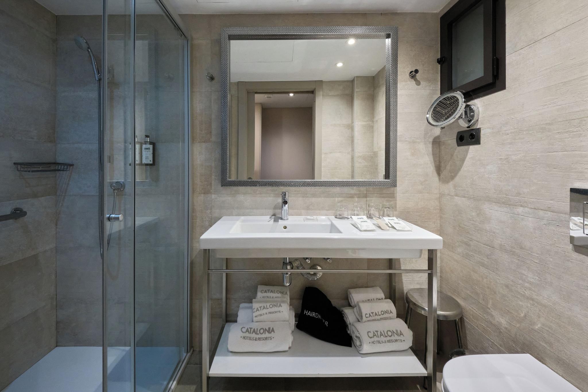 Family Room Capacity 4