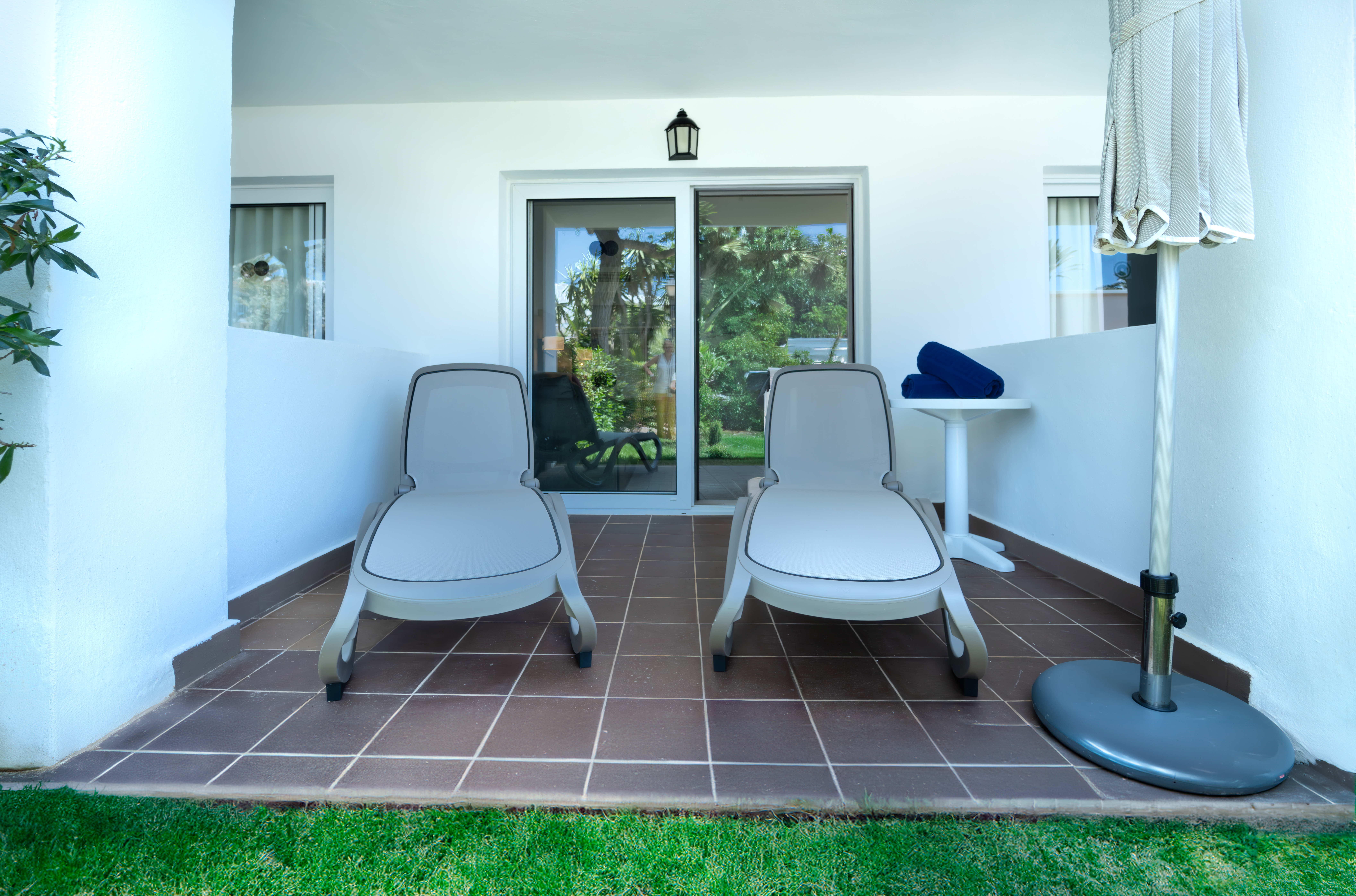 Double Single Superior with Terrace