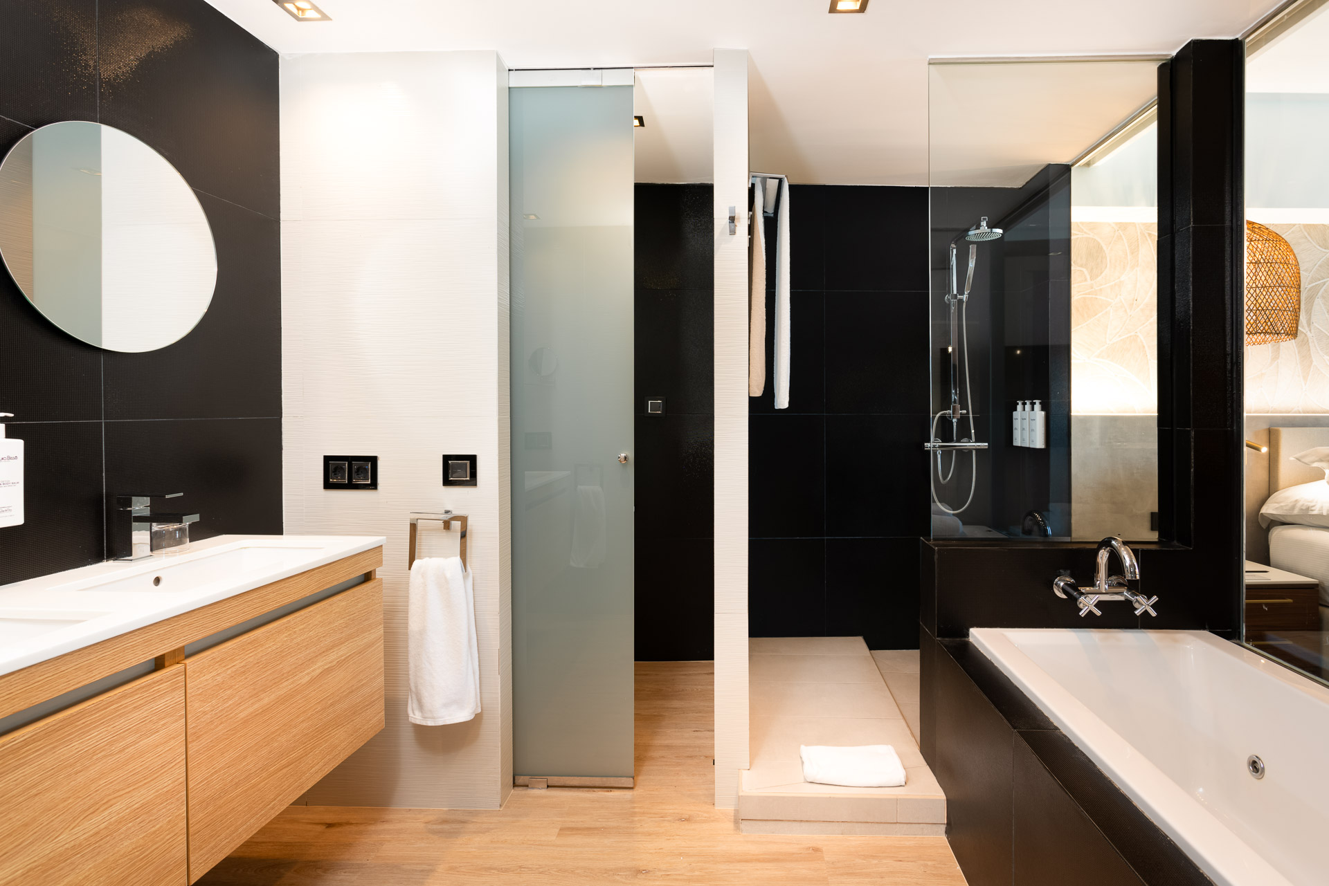 Double or Twin with Private Pool