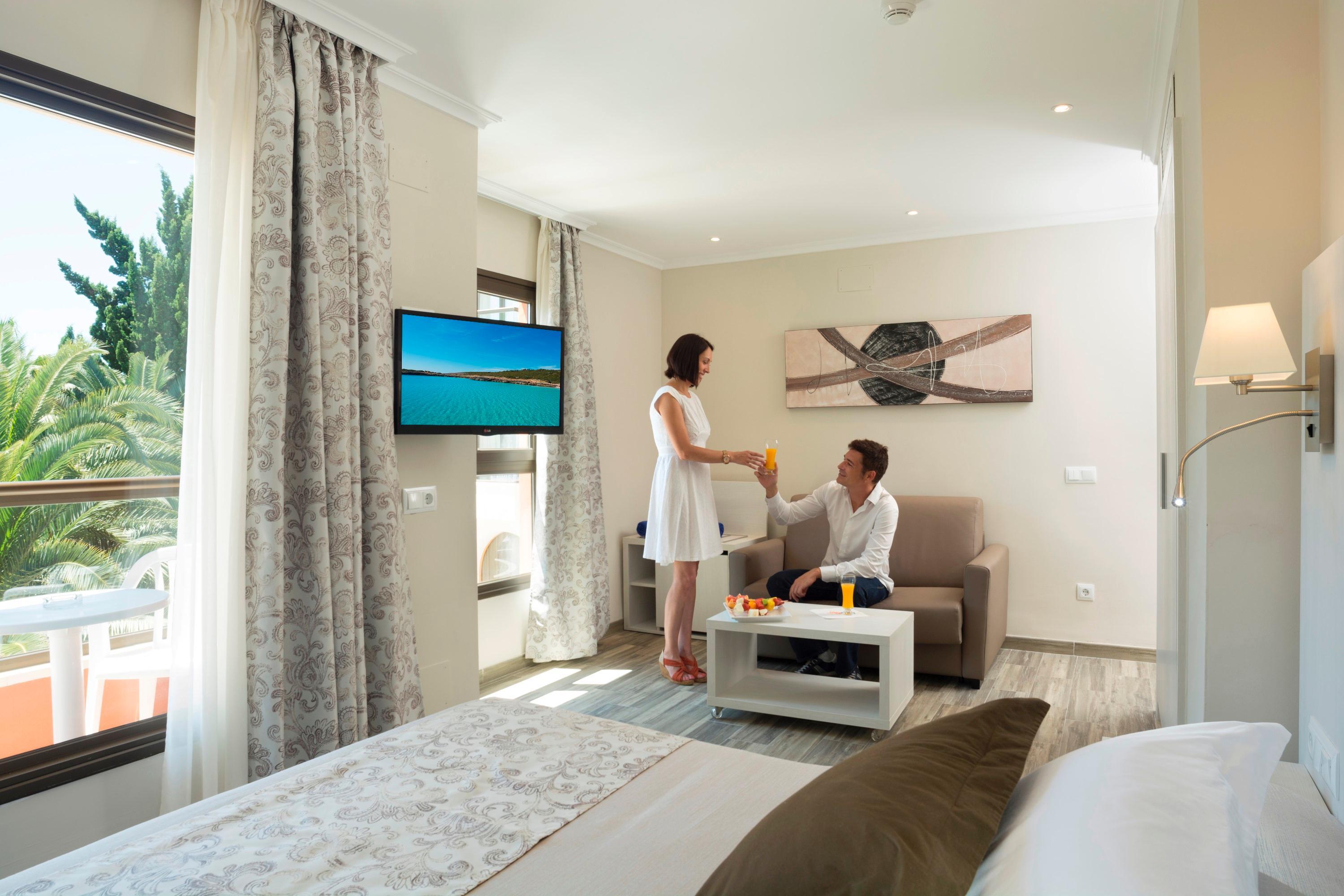 Double or Twin Standard