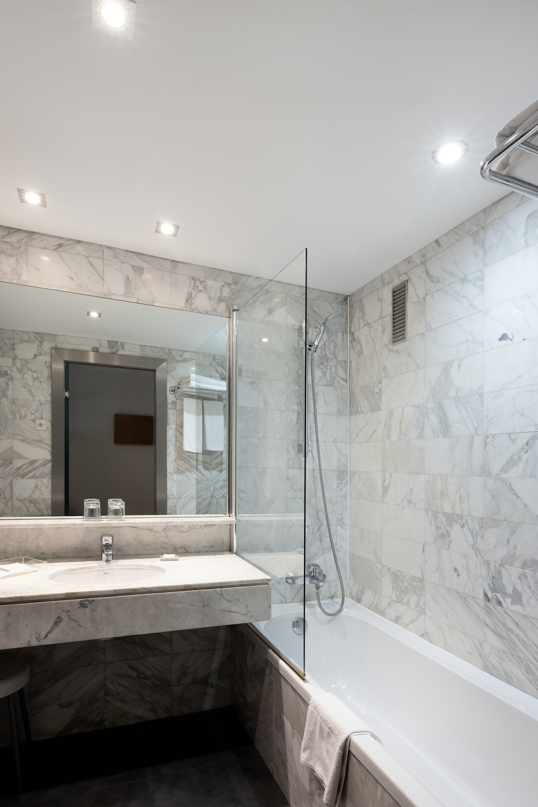 Double Single Premium