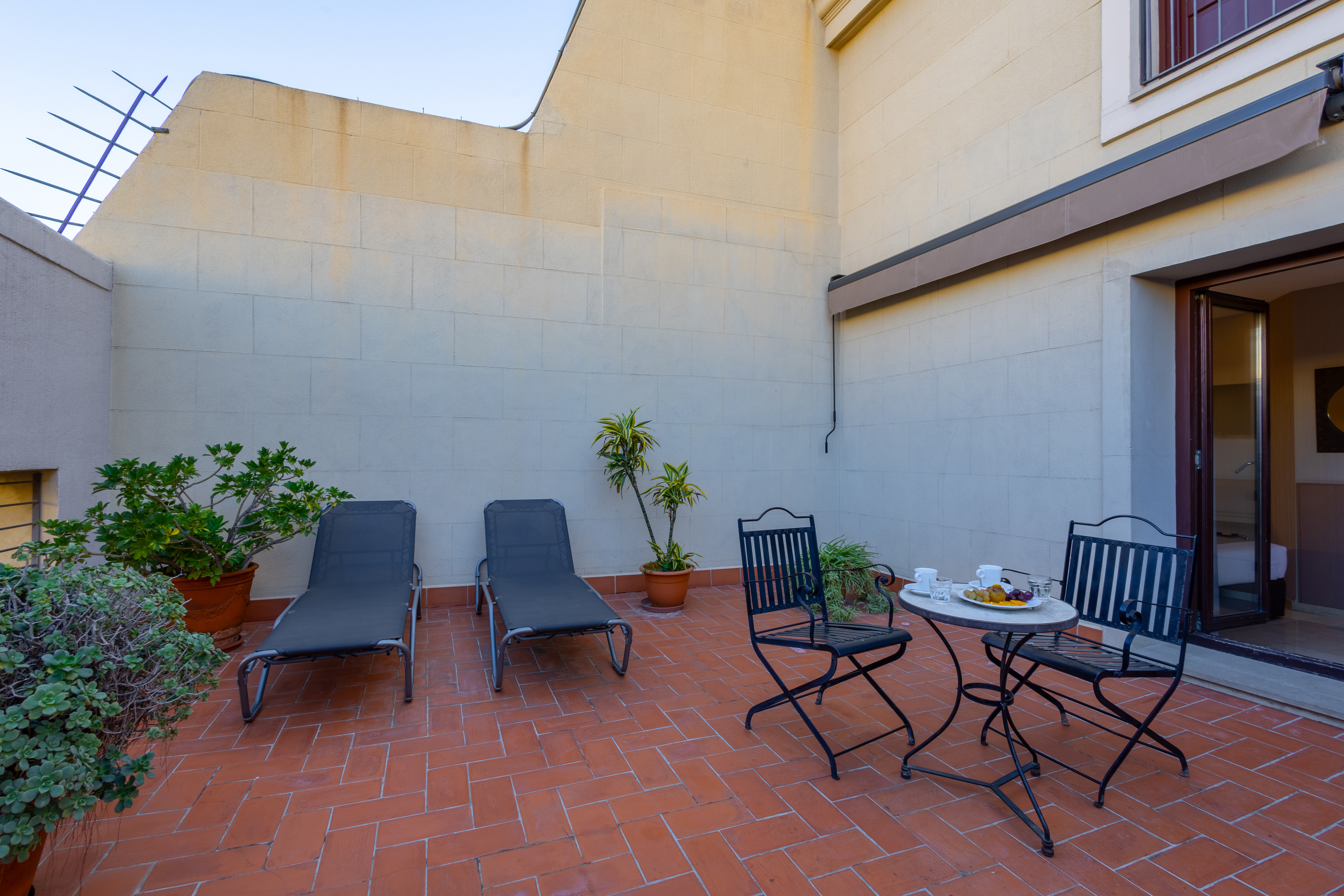 Double Single with Terrace