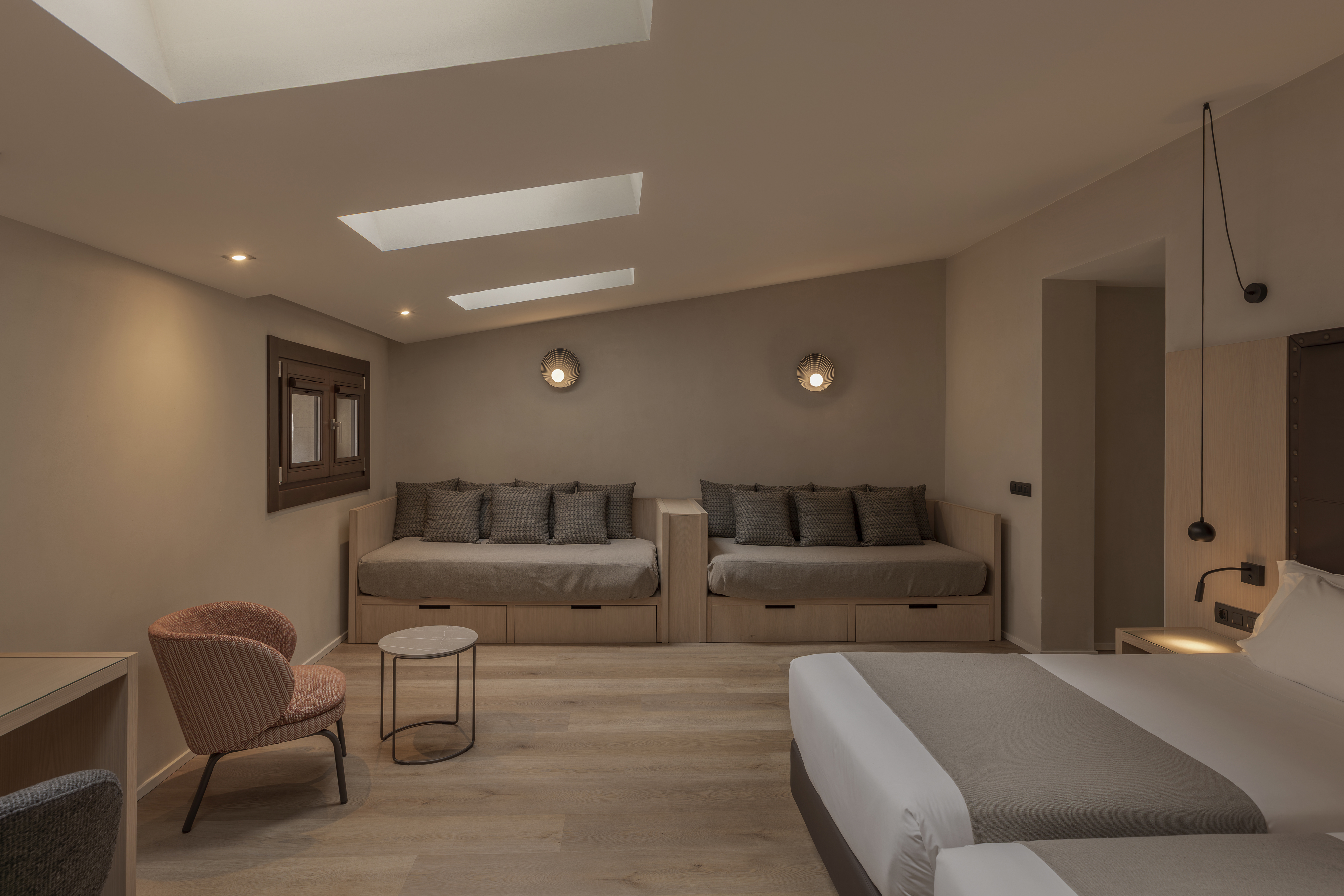 Family Room Deluxe Superior