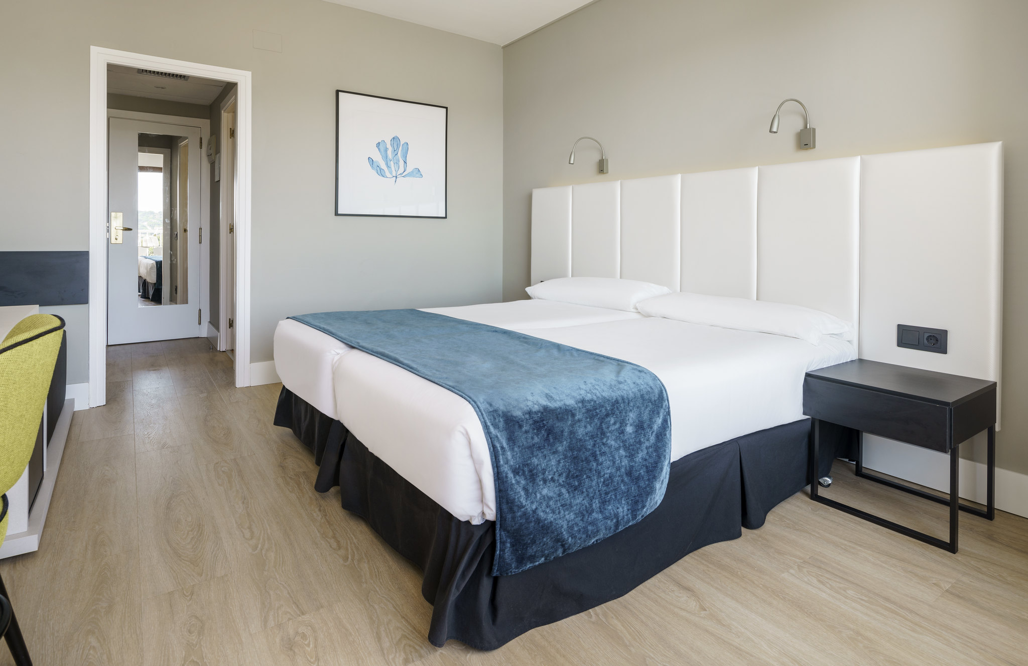 Double or Twin Standard