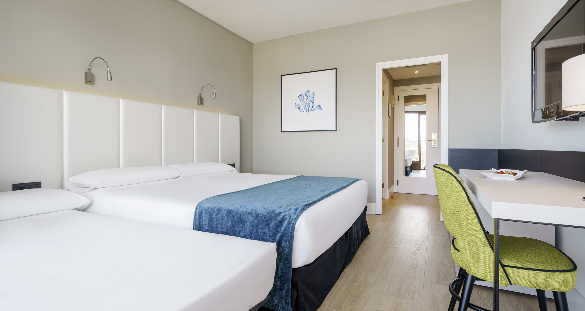 Double or Twin Sea View