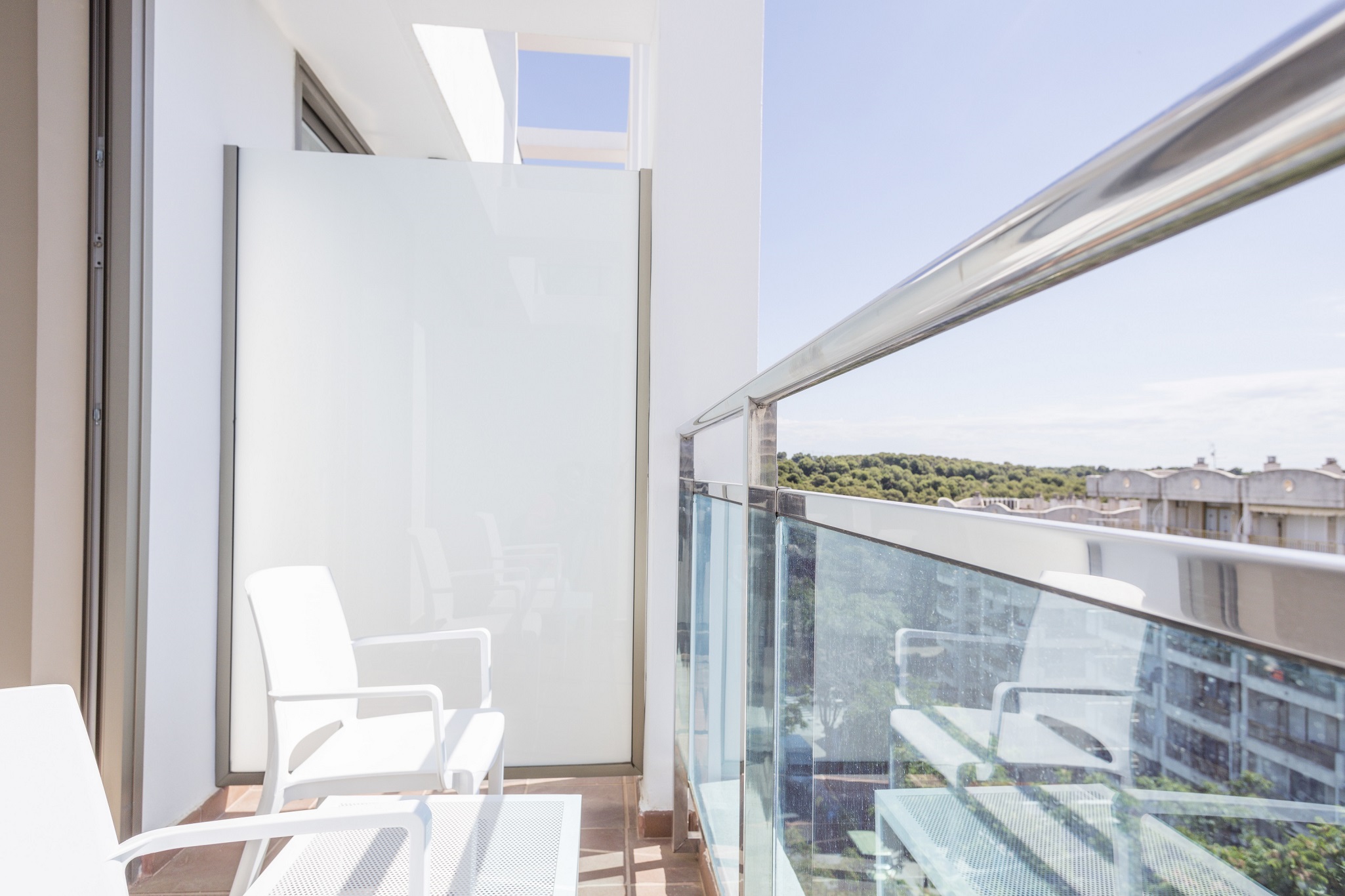 Double or Twin Capacity 4