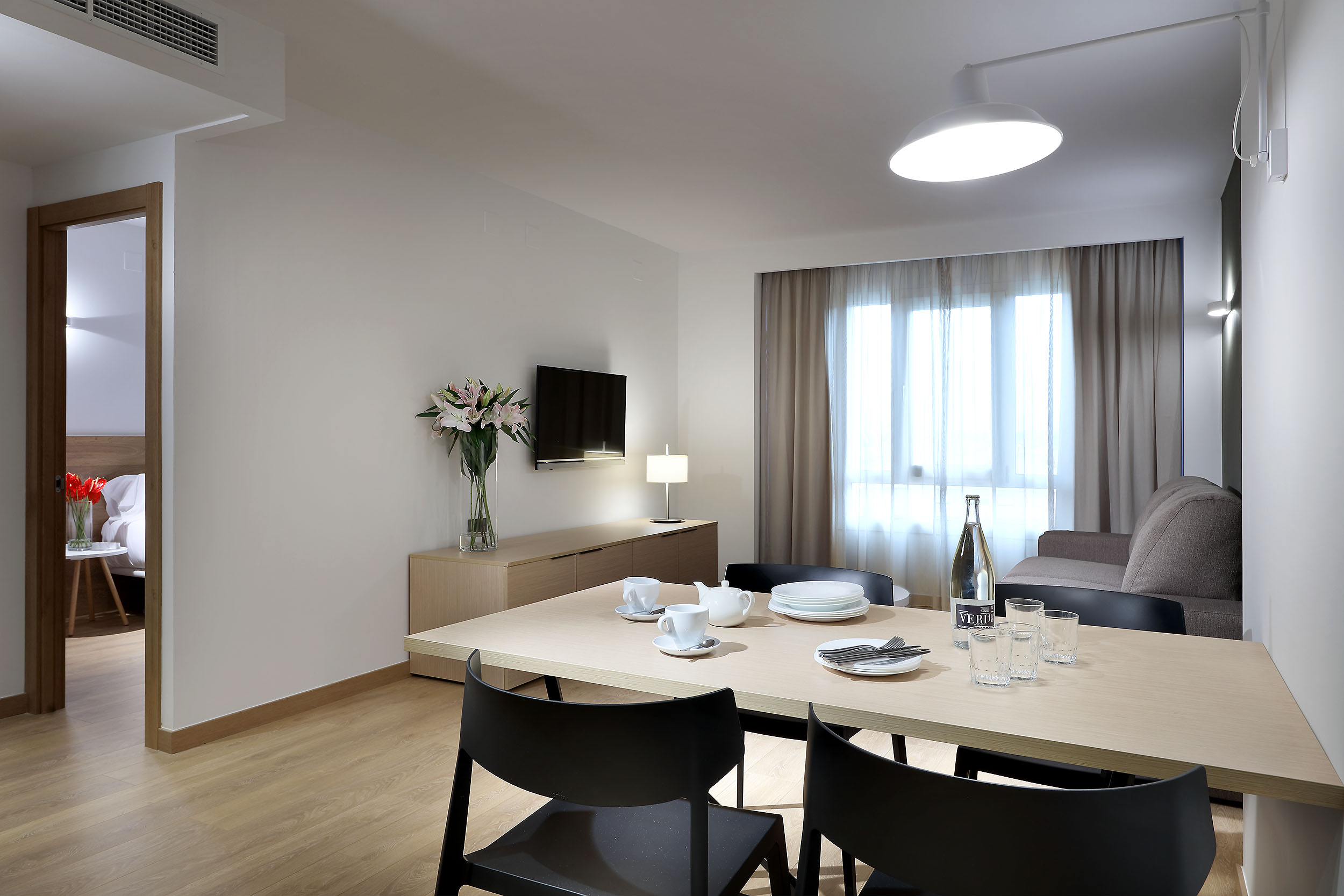 Apartment Capacity 4