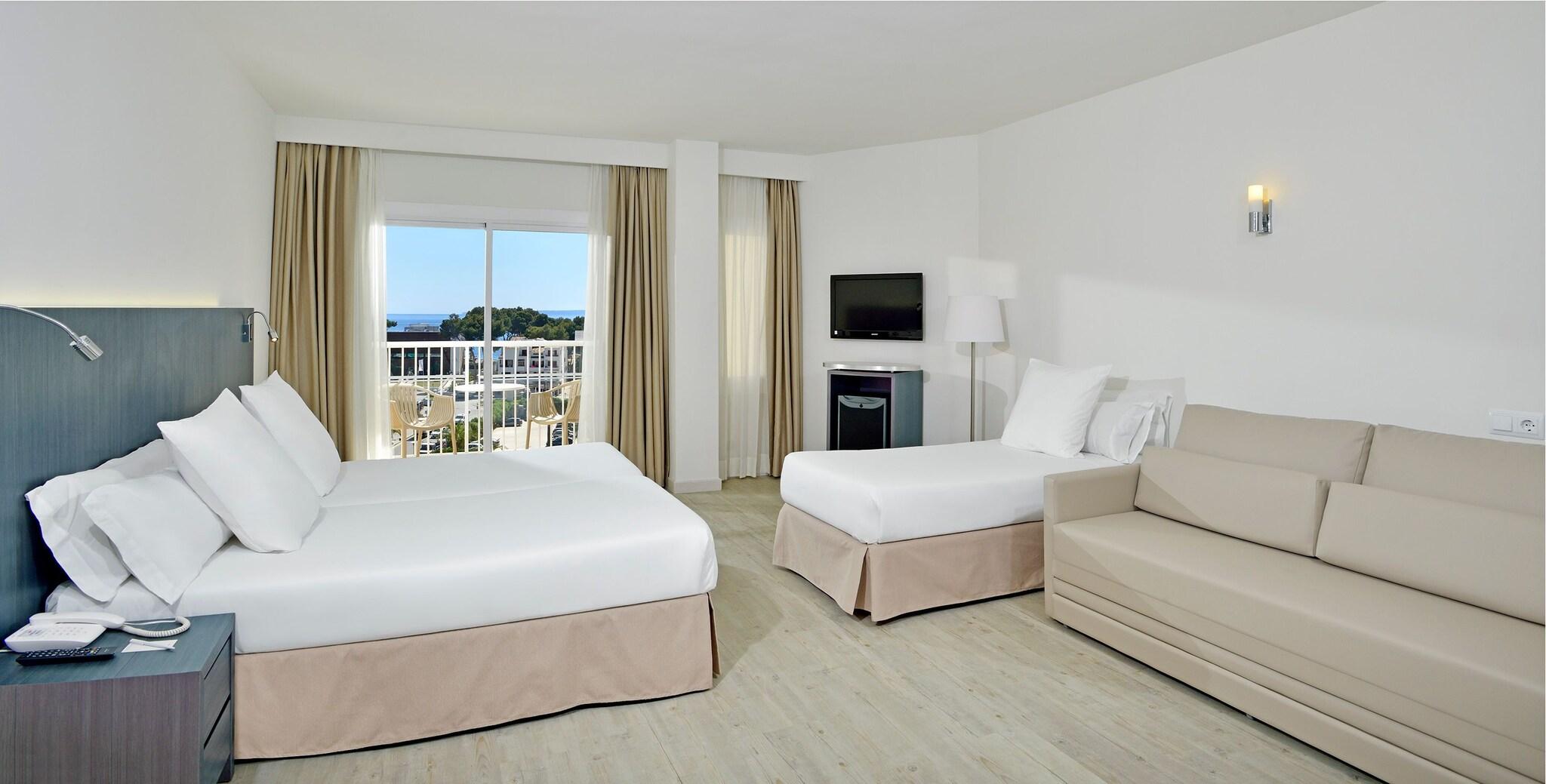 Family Room Two Beds