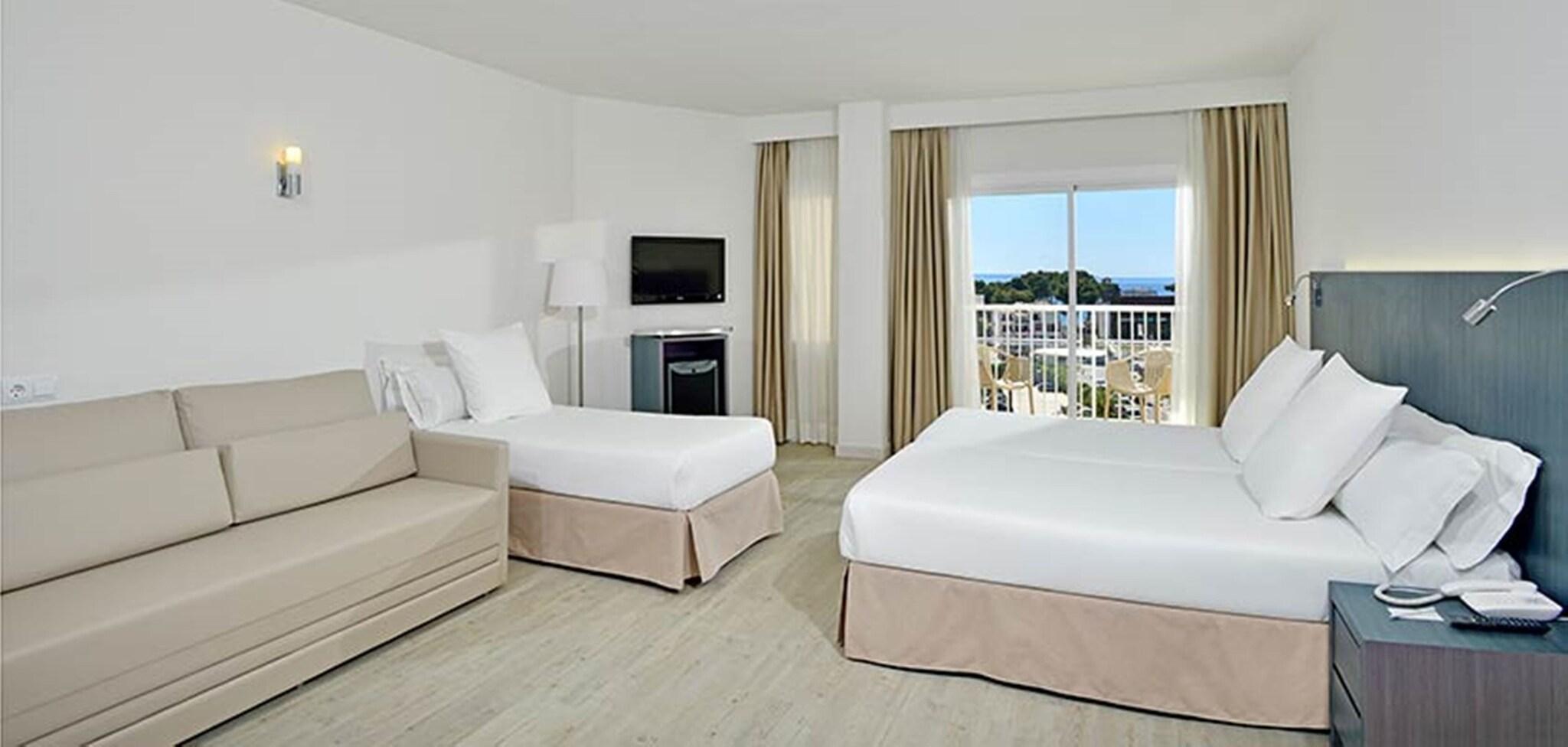 Family Room Two Beds