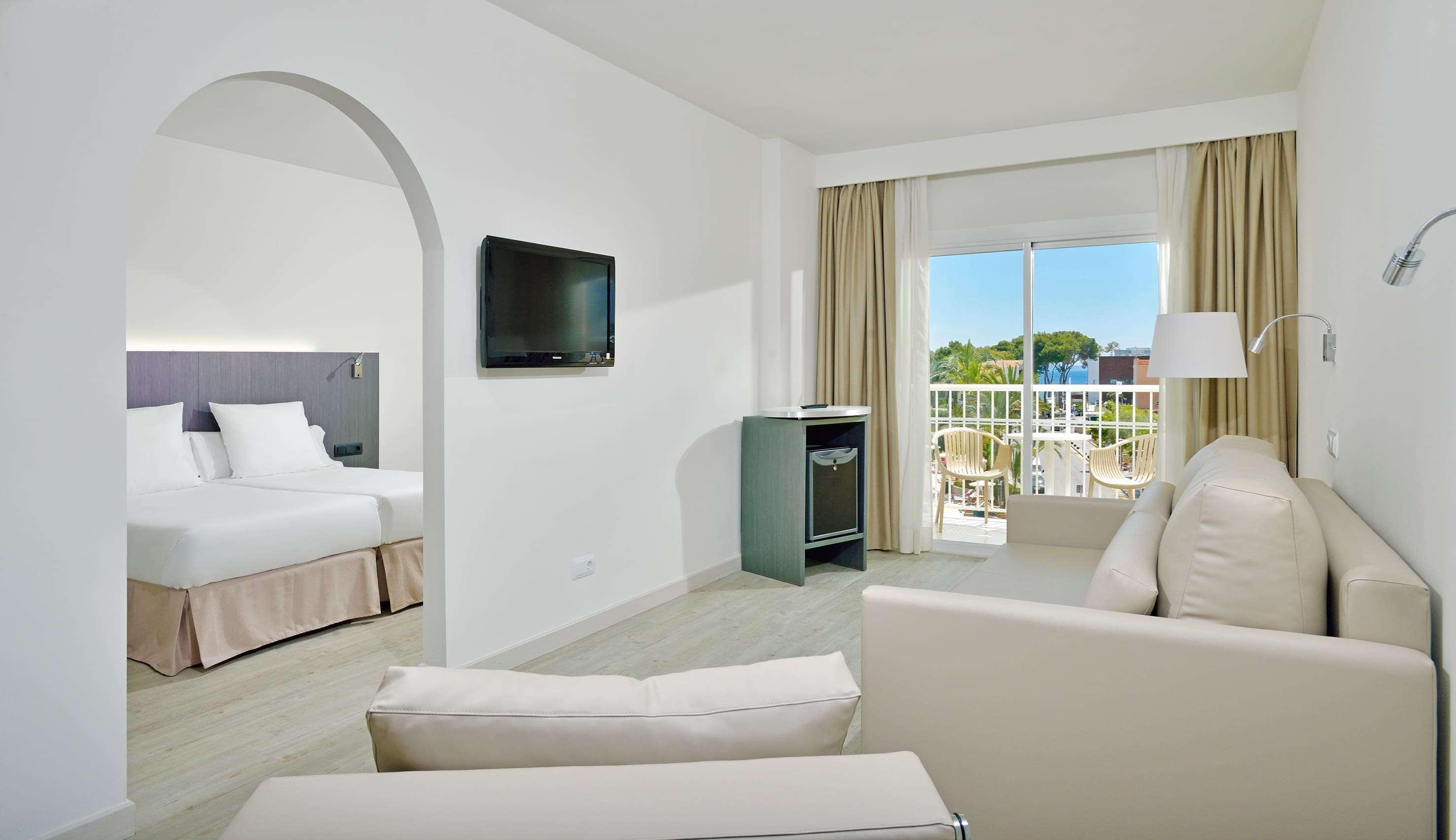 Family Room Standard