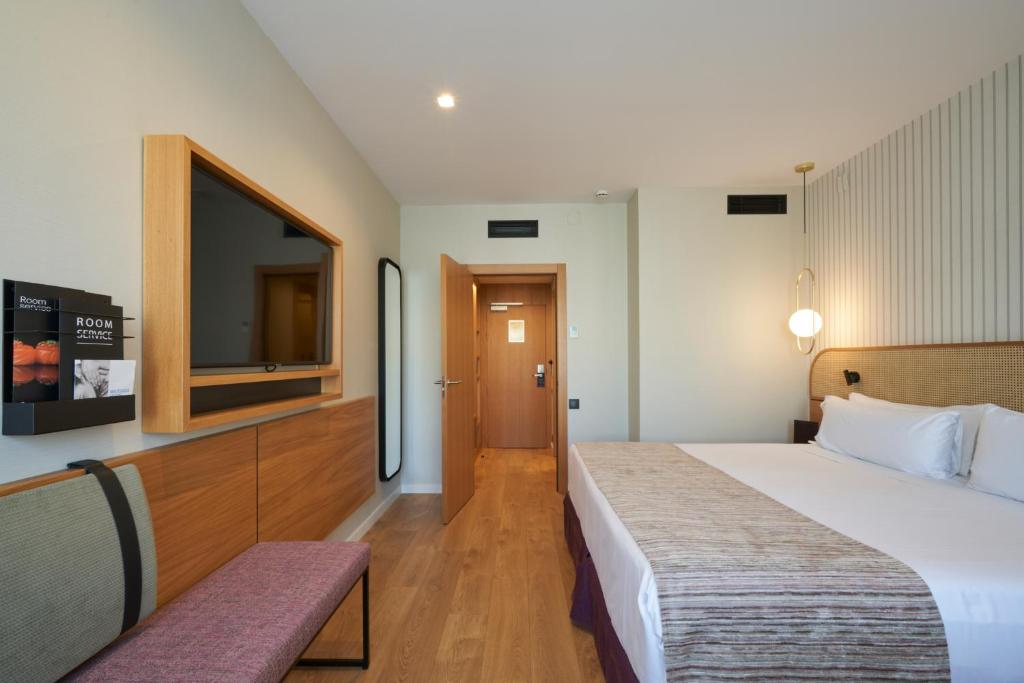 Double Single Premium