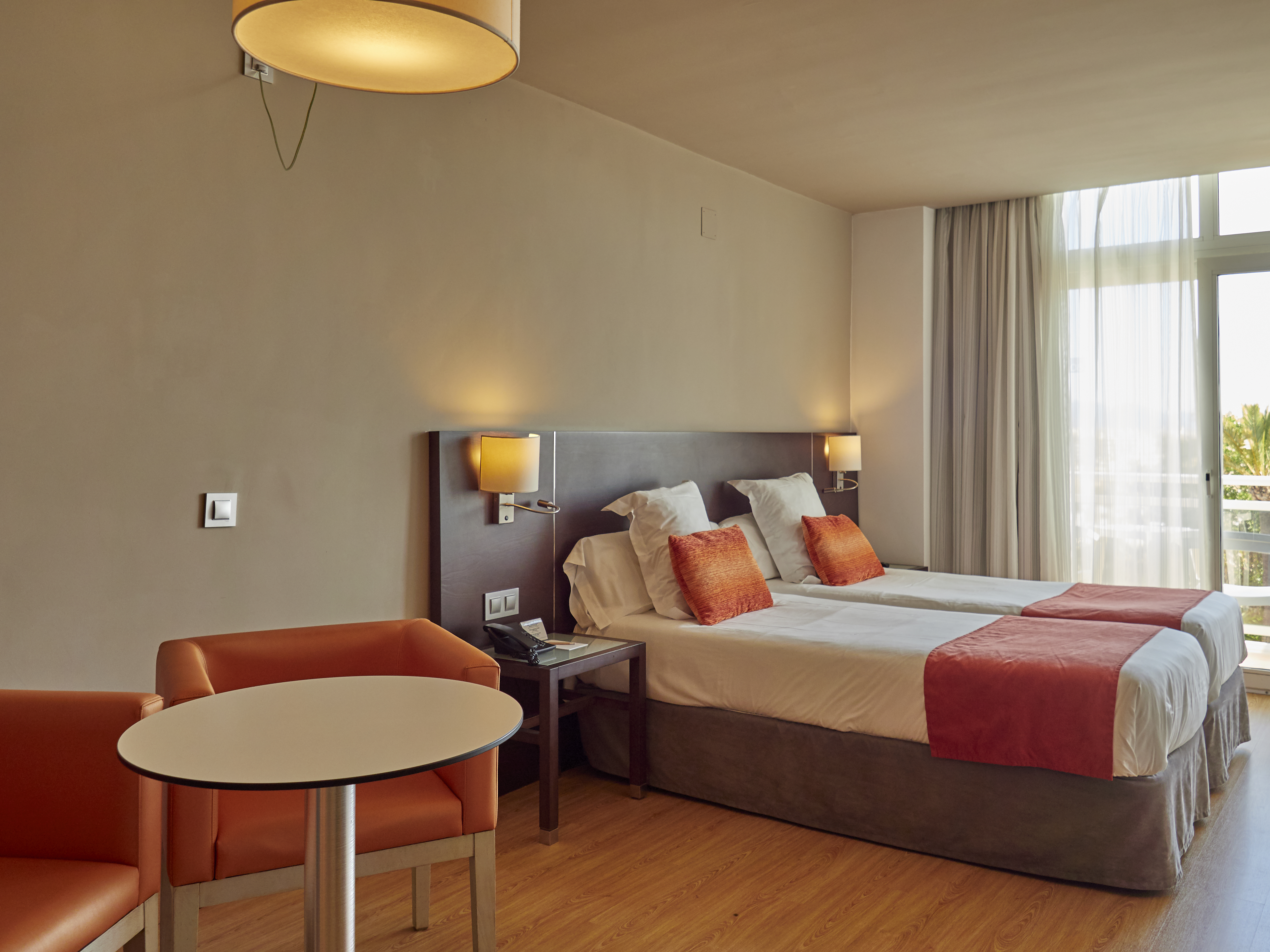 Double or Twin Standard