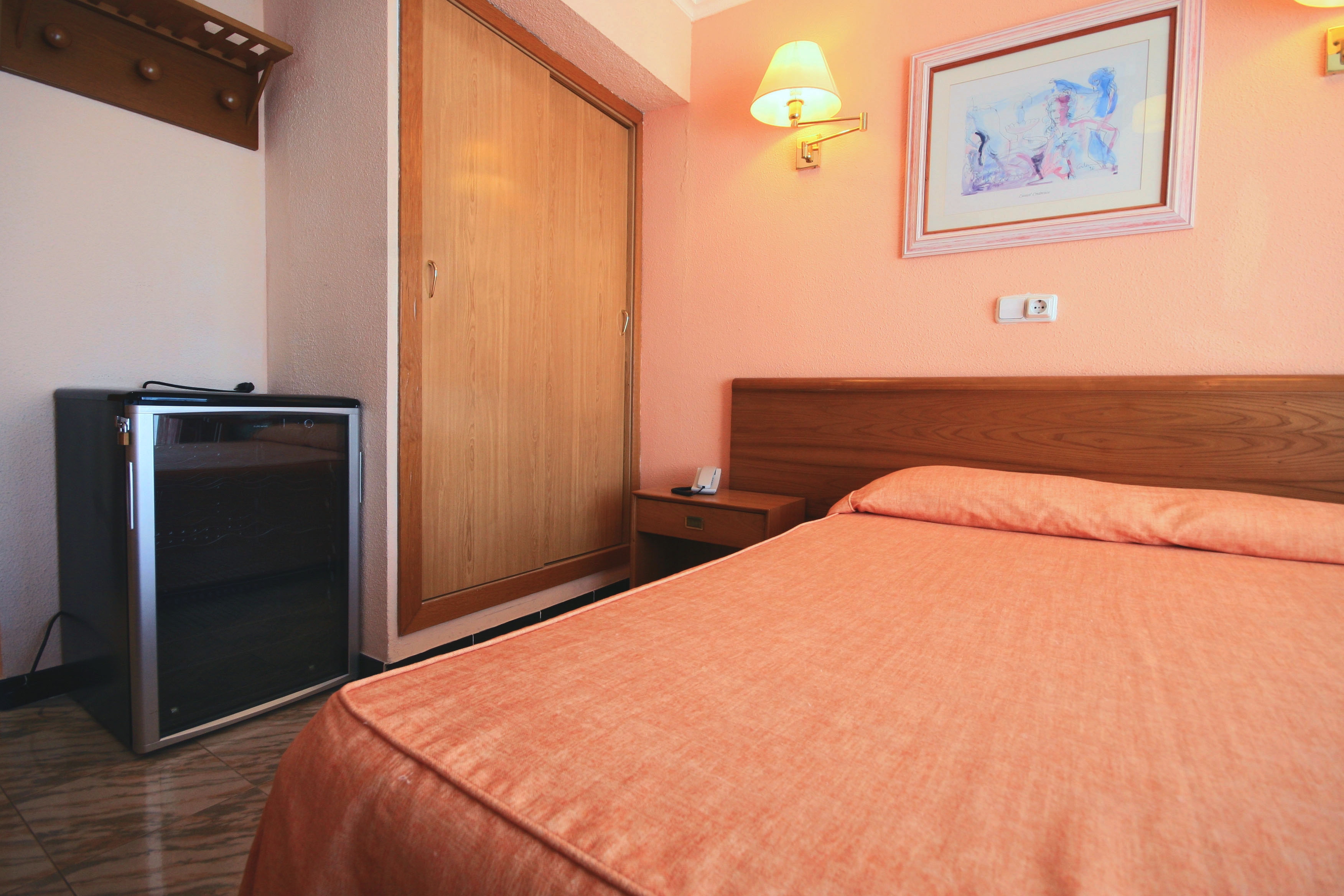 Double or Twin Standard