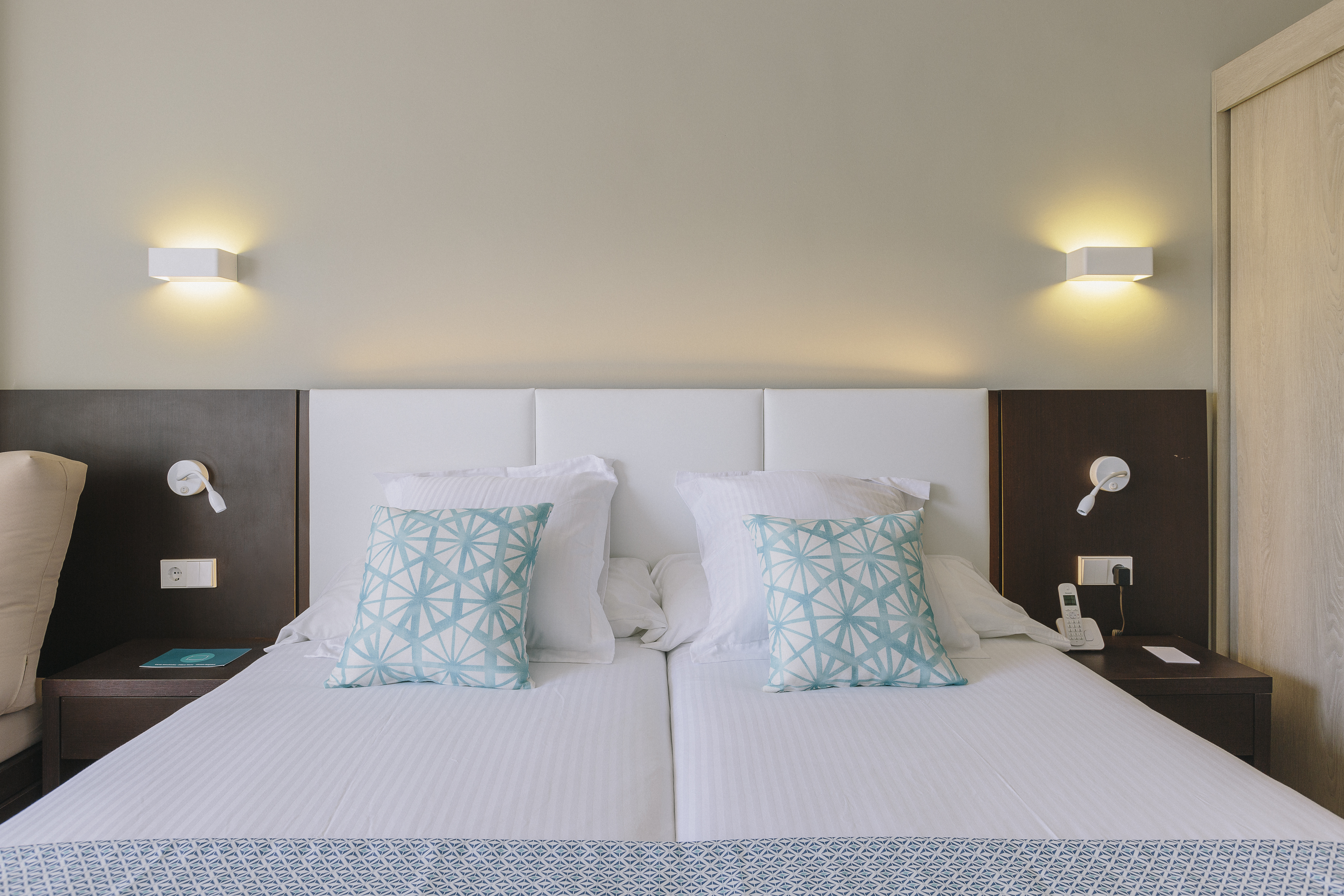 Double Single Pool View