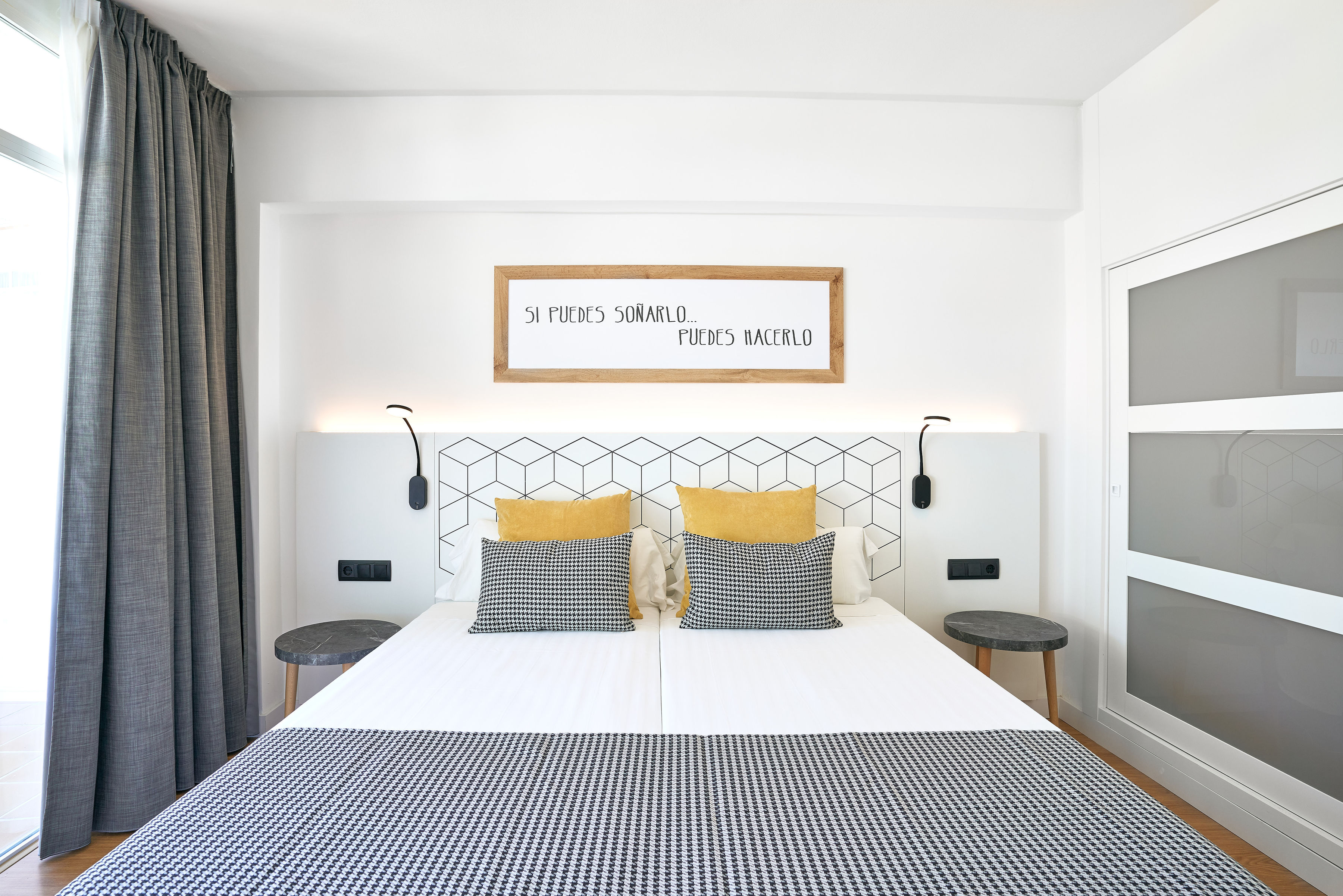 Double or Twin Standard