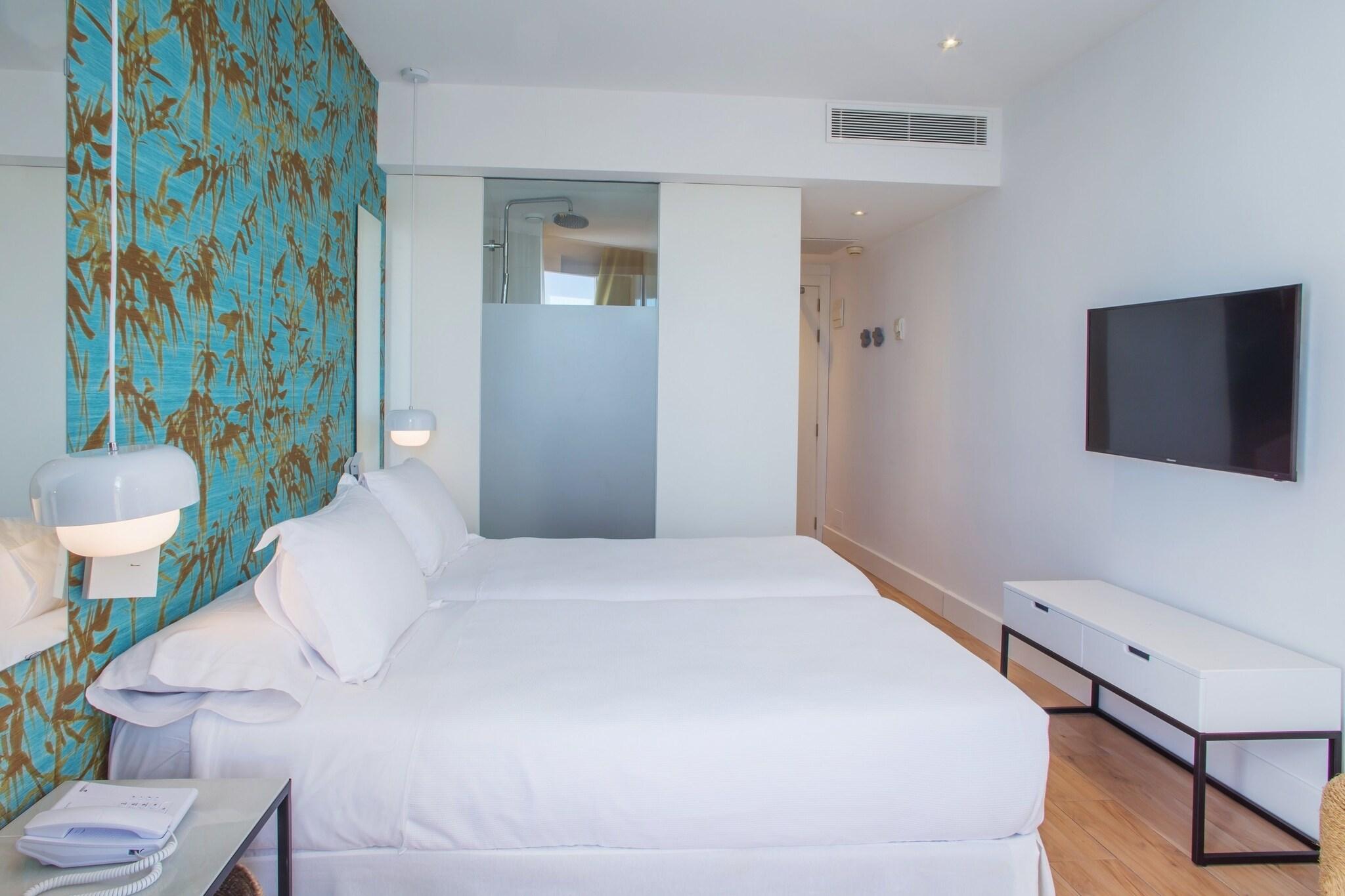 Twin Premium Sea View